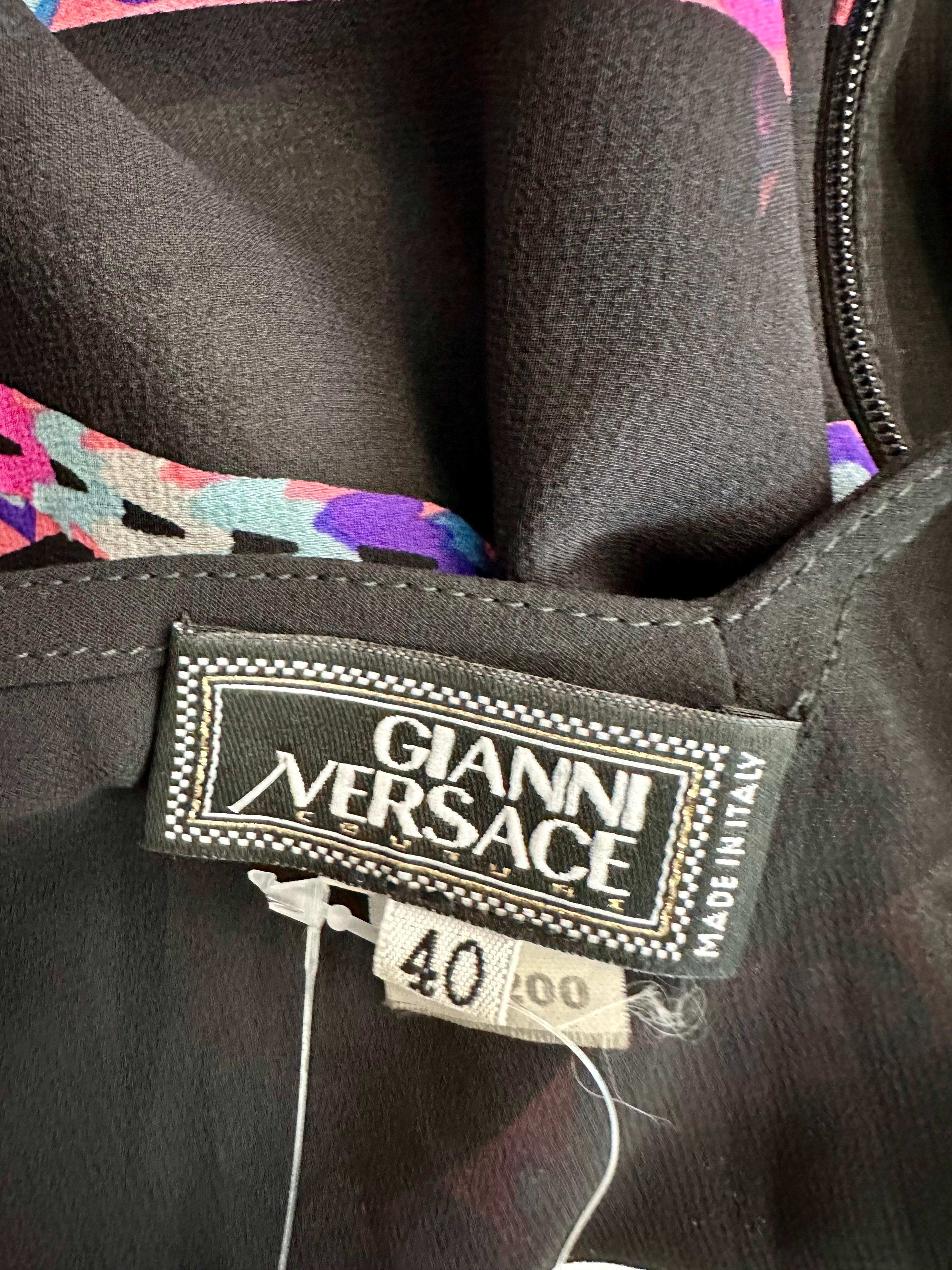 Gianni Versace F/W 2002 Runway Editorial Campaign Ribbon Midi Dress en vente 6