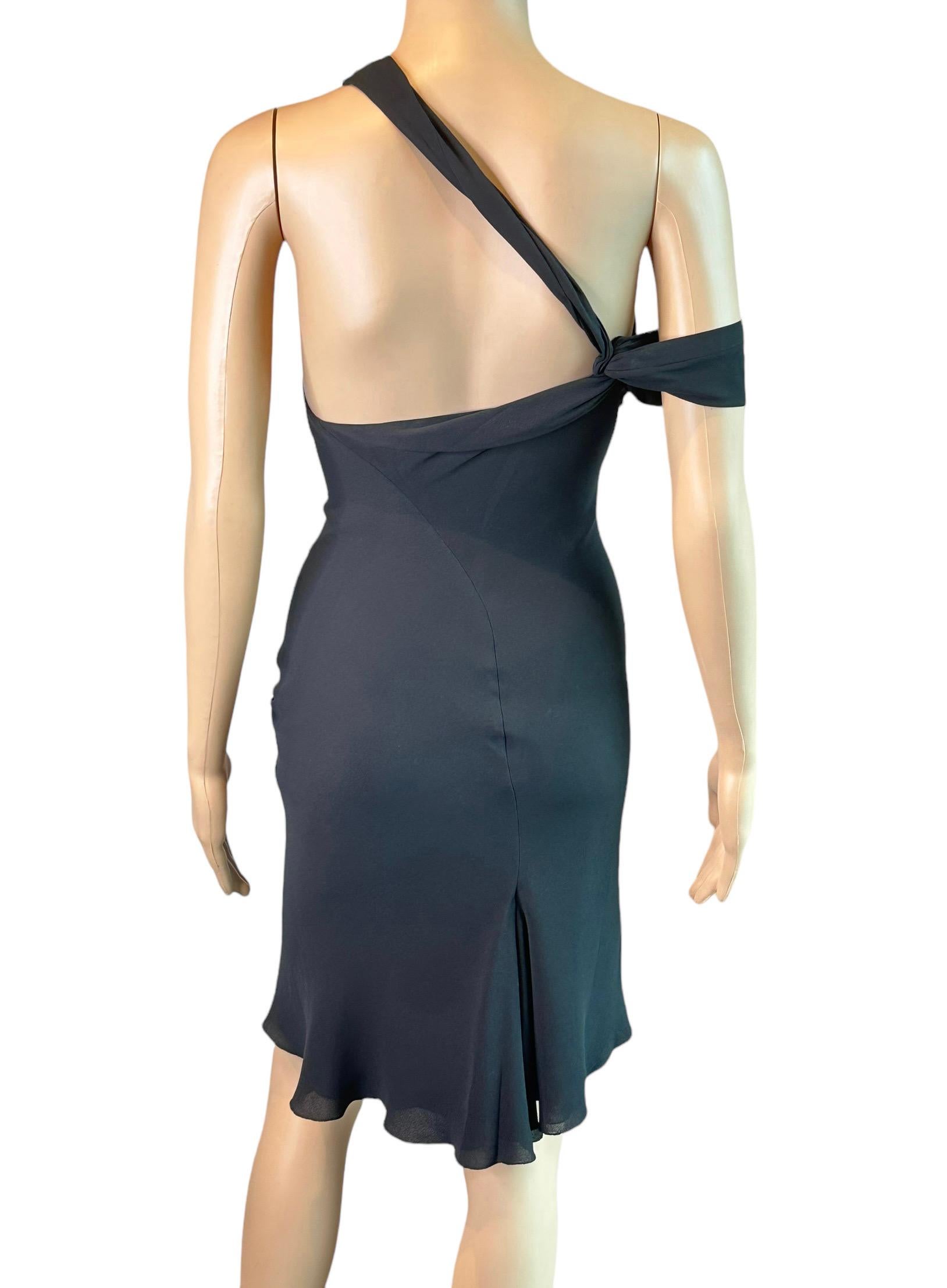 Gianni Versace F/W 2002 Runway One Shoulder High Slit Silk Black Mini Dress In Good Condition In Naples, FL