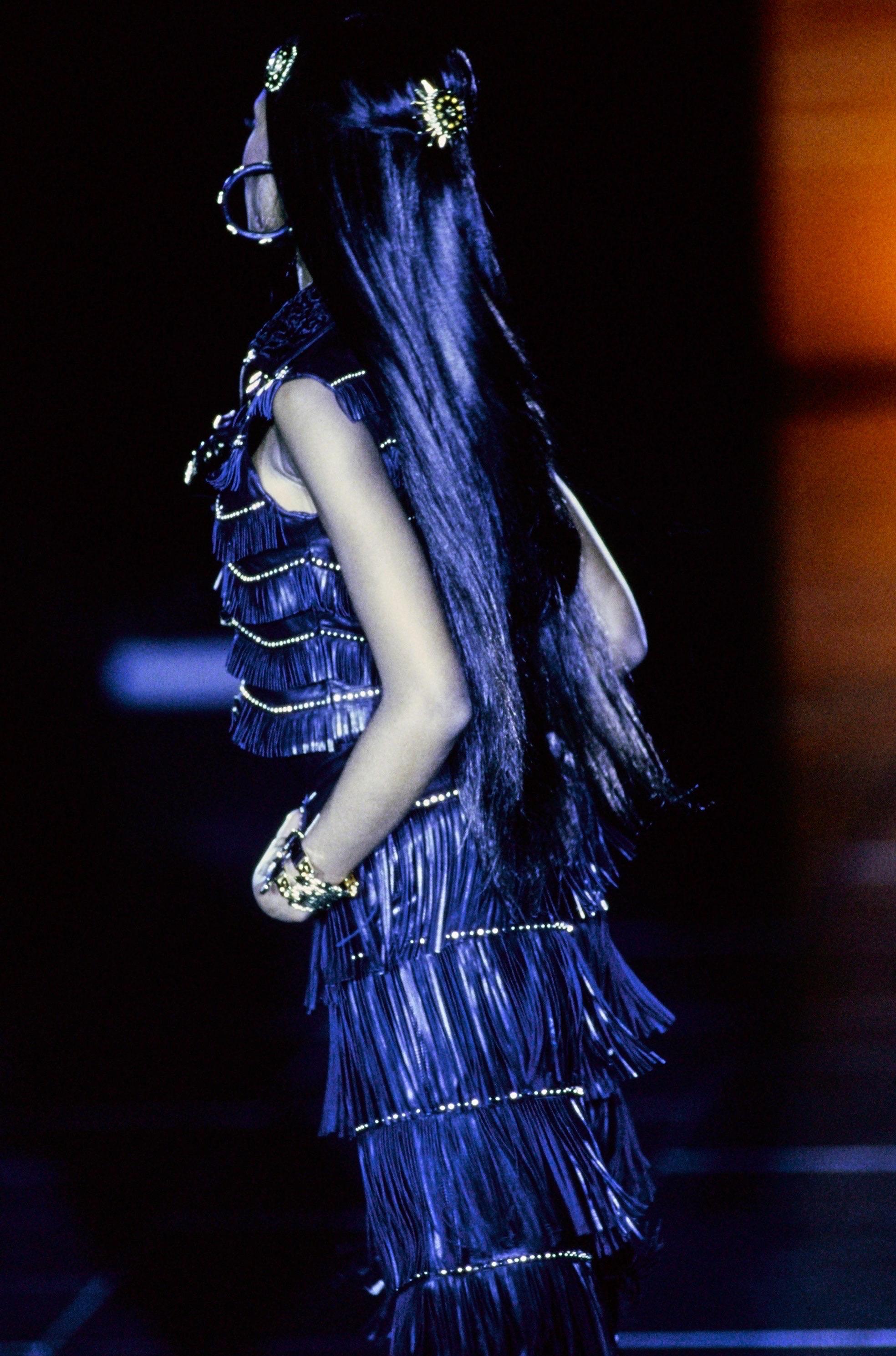 Gianni Versace Collezione Autunno 1992 Bondage A&M Pantaloni da passerella in pelle con frange 92 in vendita 10