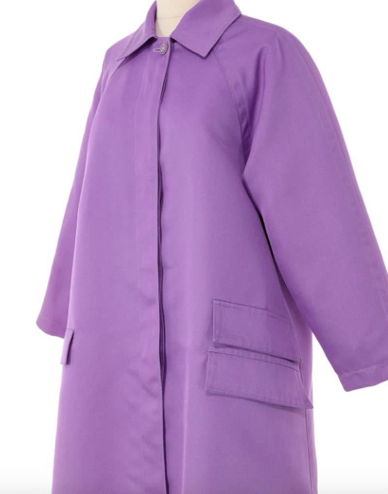 Gianni Versace Fall 1995 Purple Coat In Excellent Condition For Sale In New York, NY