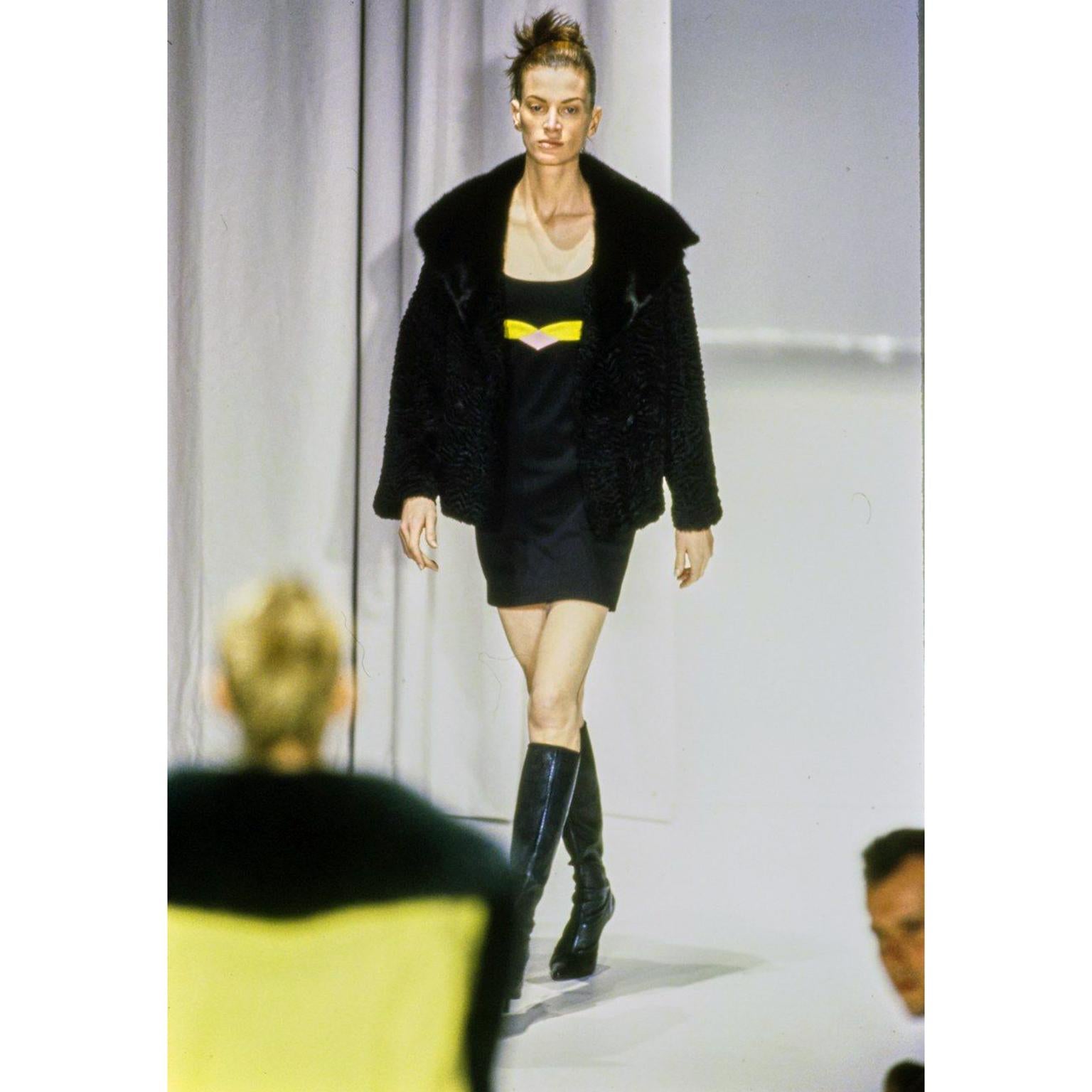 Moda Faldas Faldas asimétricas Istante by Gianni Versace Falda asim\u00e9trica negro look casual 