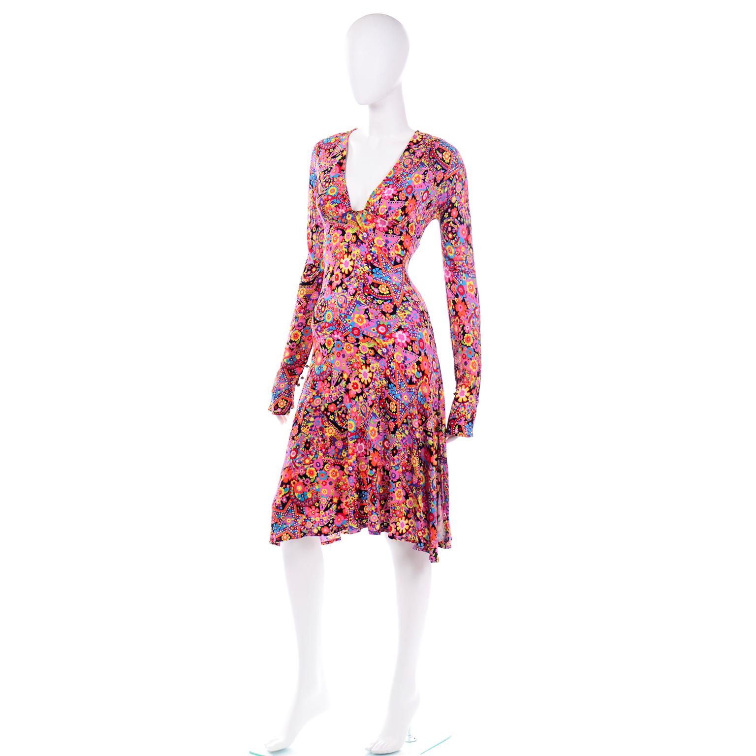 Gianni Versace Fall 2002 Vintage Pop Flower Power Stretch Jersey Dress In Excellent Condition In Portland, OR