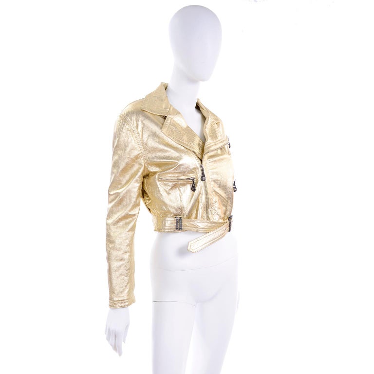 Women's Gianni Versace FW 1994 95 Runway Vintage Embossed Gold Cropped Moto Jacket  For Sale