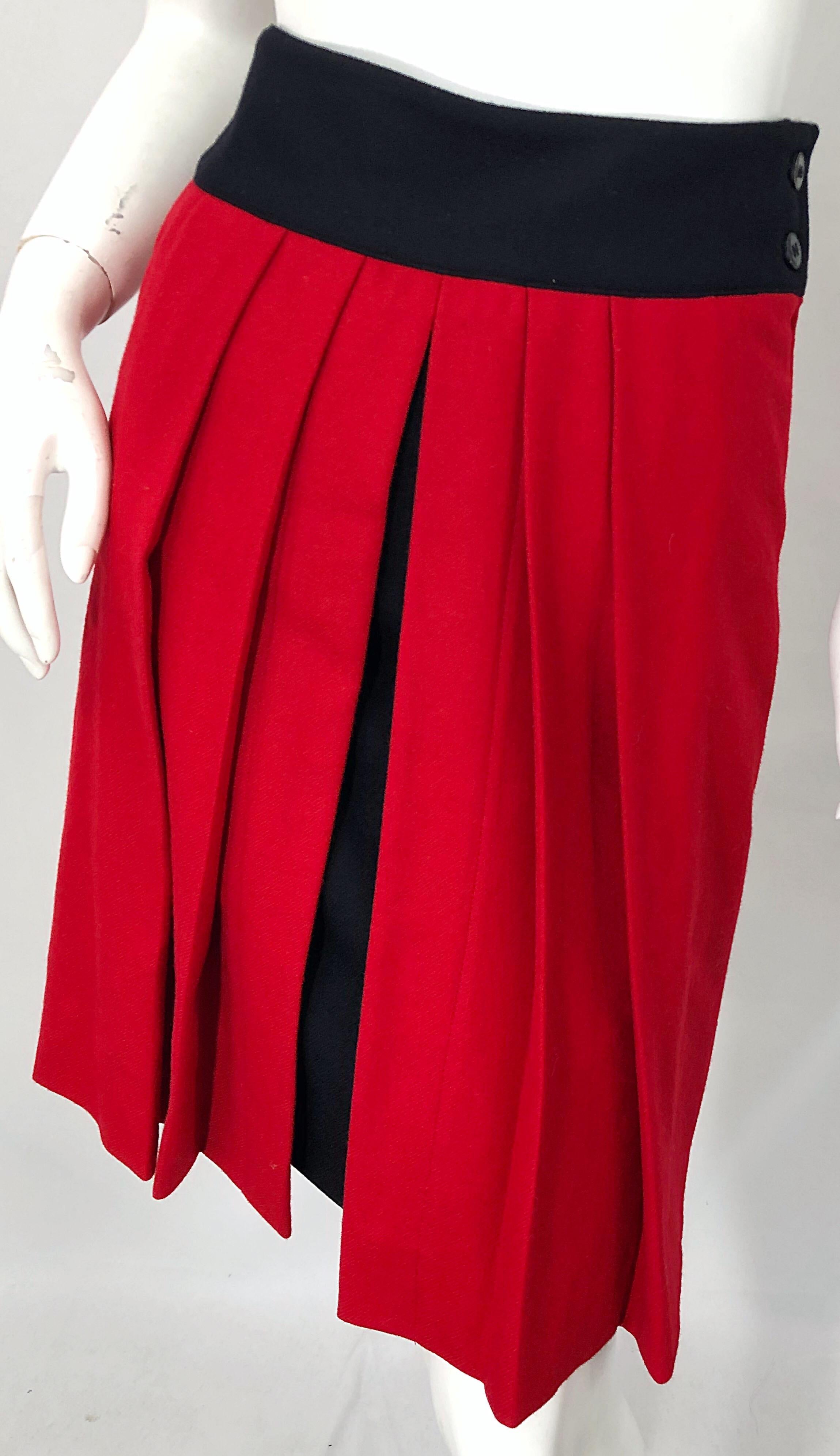 Women's Gianni Versace for Genny Lipstick Red + Black 1980s Vintage 80s Pencil Skirt  For Sale