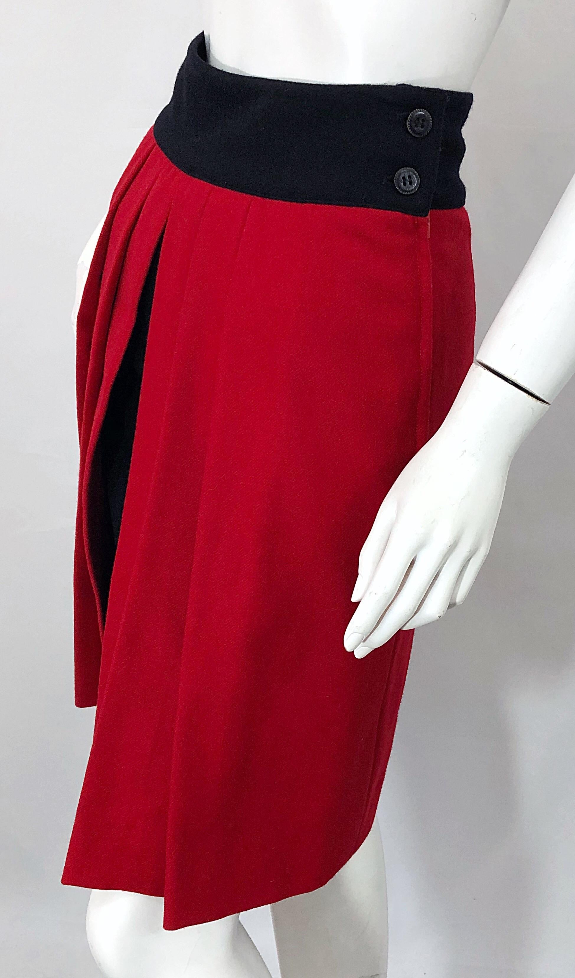 Gianni Versace for Genny Lipstick Red + Black 1980s Vintage 80s Pencil Skirt  For Sale 1