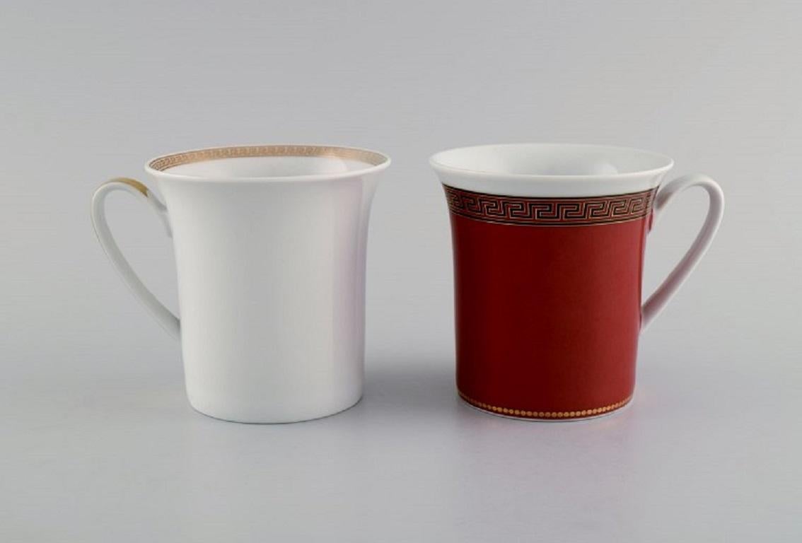 Gianni Versace for Rosenthal. 
Two cups in porcelain with ornamentation and gold decoration. 
Late 20th century.
In perfect condition.
The cup measures: 9.5 x 9.5 cm.
Stamped.