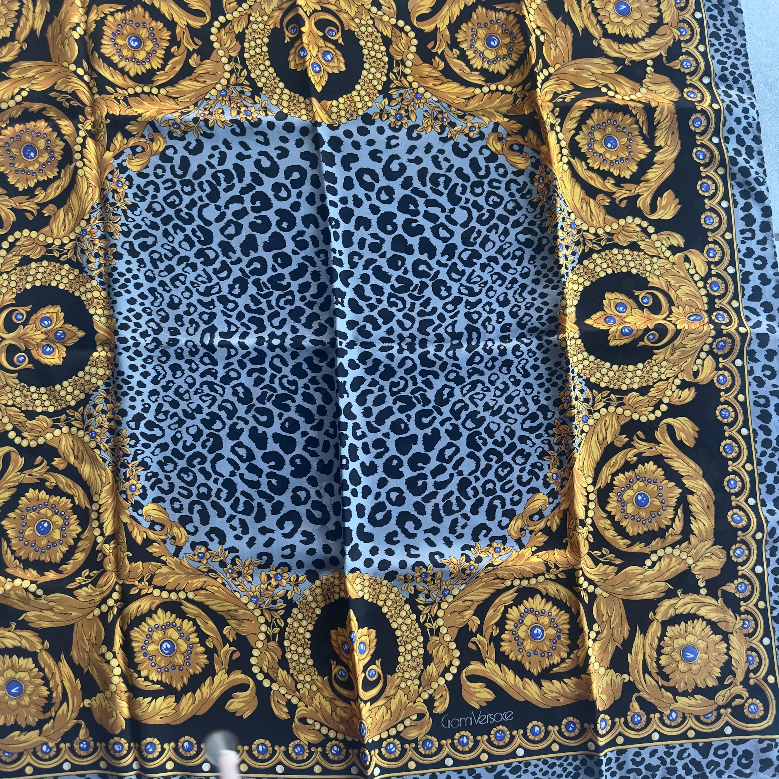 GIANNI VERSACE - Foulard Barock & Leopard anni '80/'90 - im Angebot 1