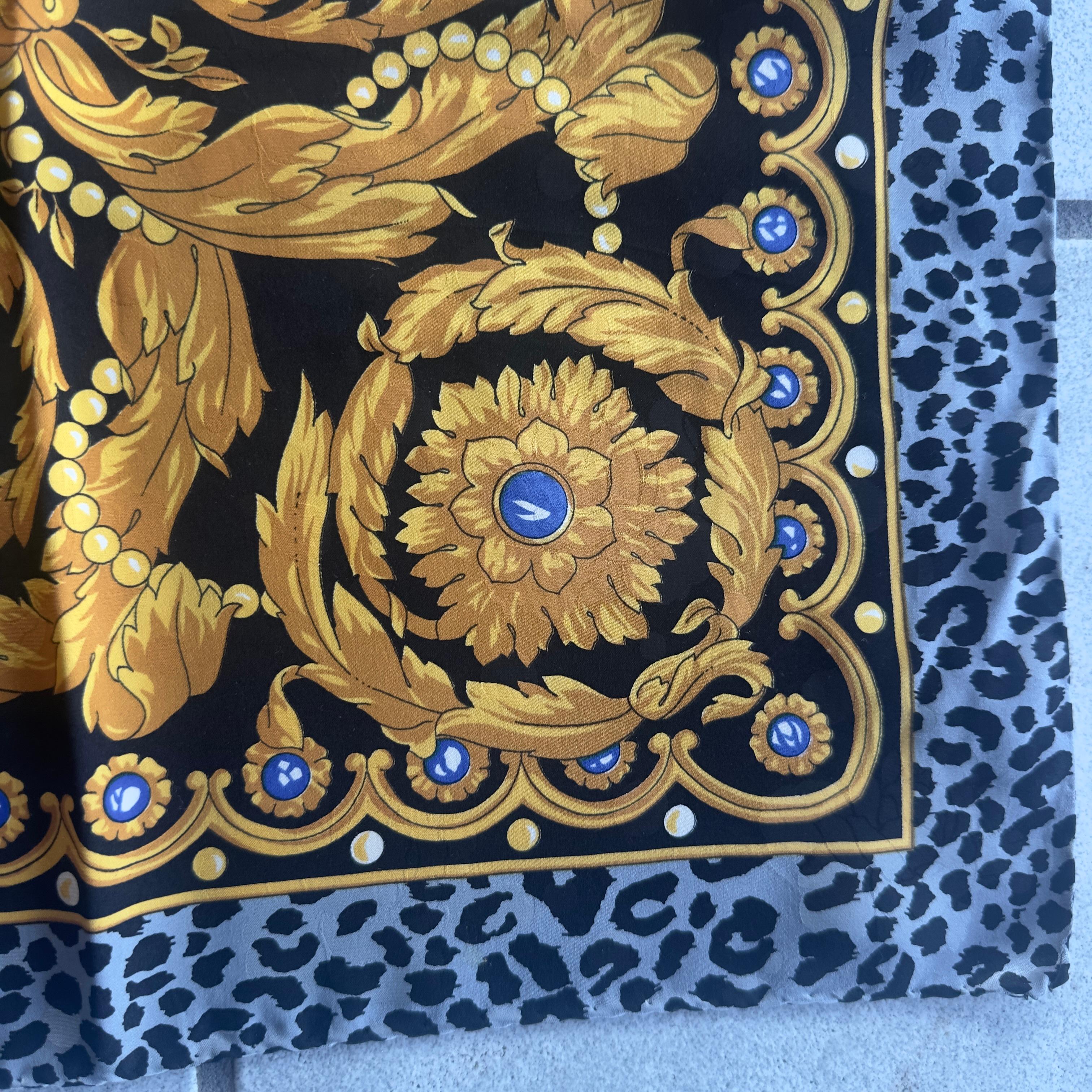 GIANNI VERSACE - Foulard Barock & Leopard anni '80/'90 - im Angebot 3