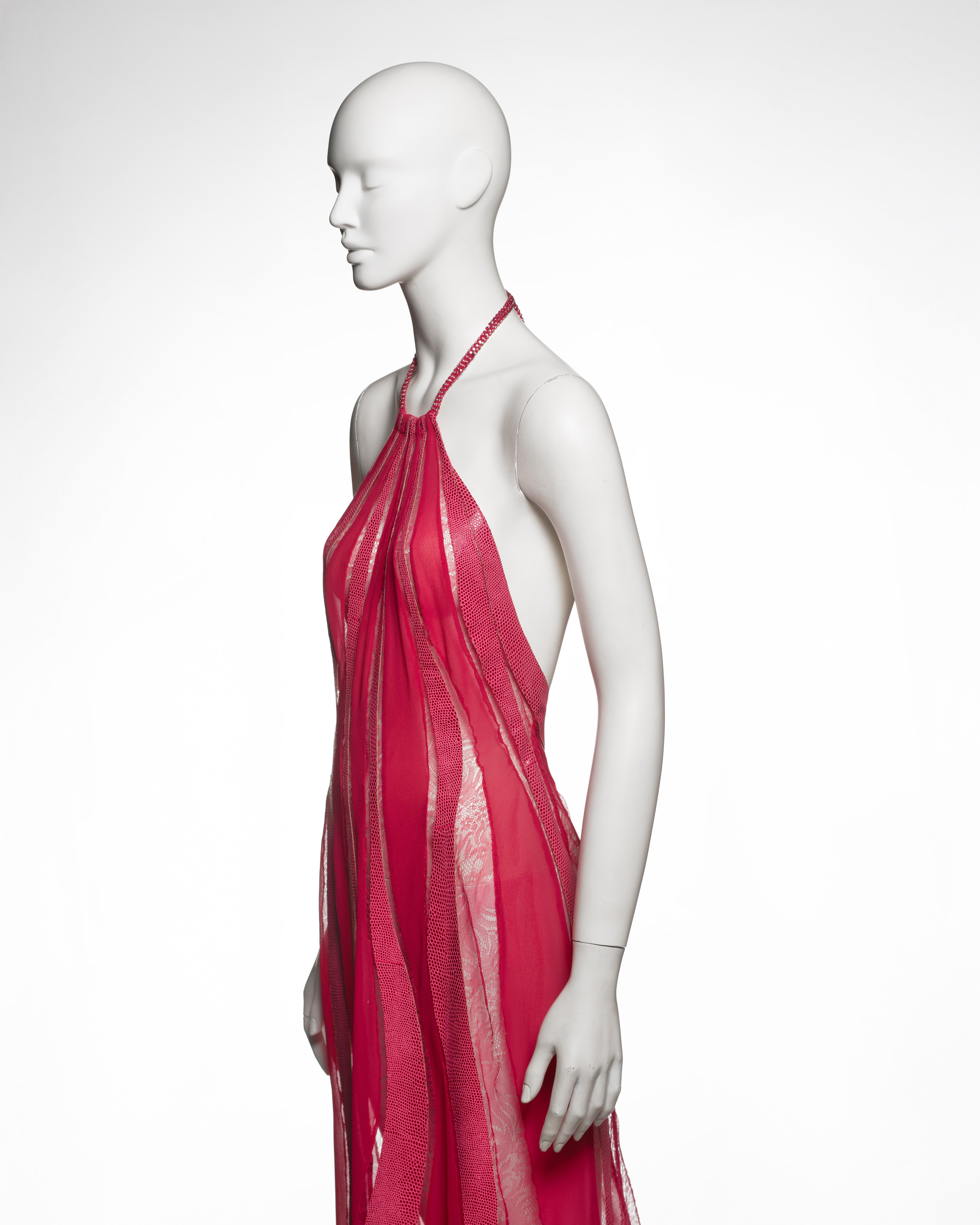 Robe de soirée Gianni Versace en soie fuchsia avec panneaux en cuir et dentelle, FW 2000 en vente 6