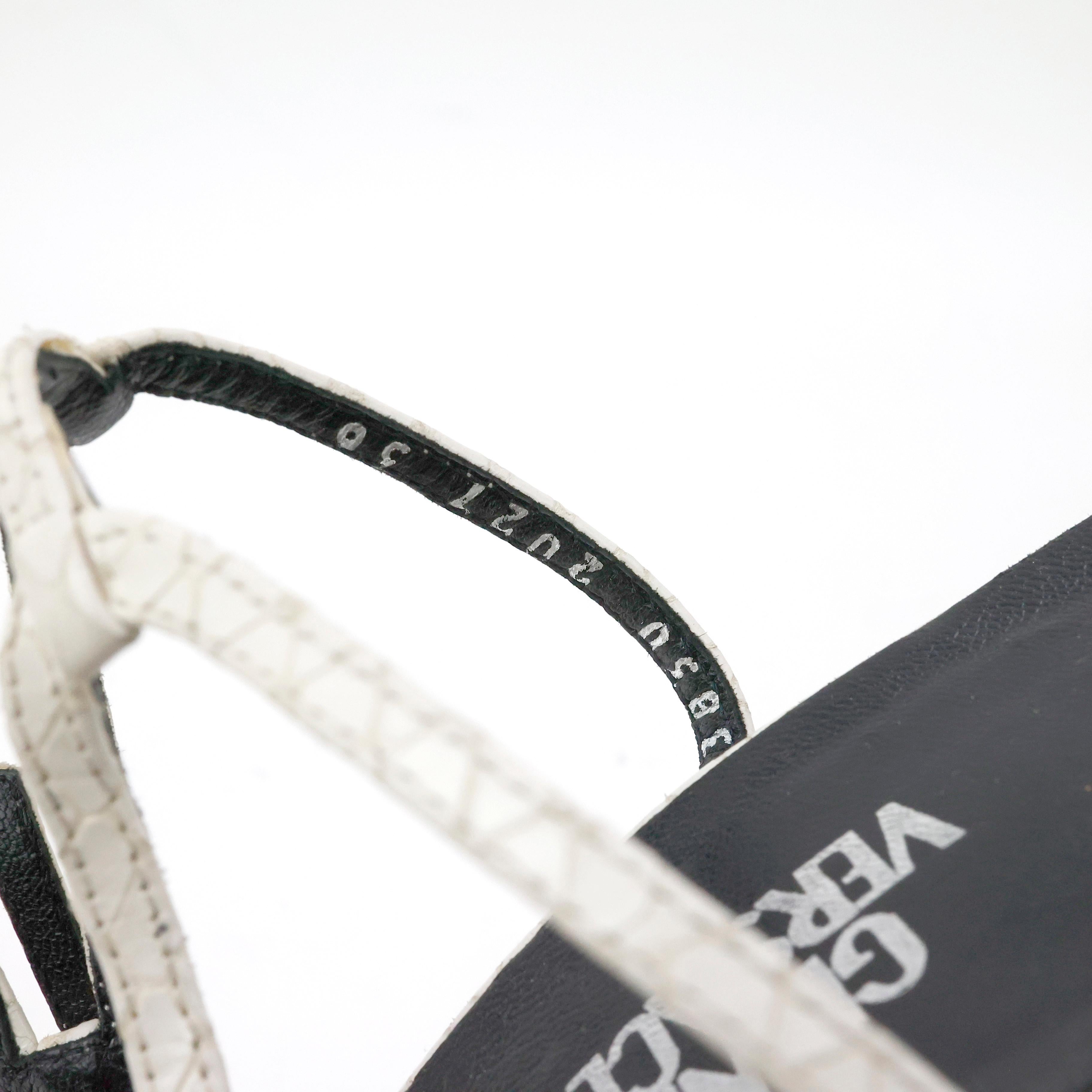Gianni Versace Sandalen mit Absatz aus Leder mit Pelz- und Wasserschlangenleder im Angebot 3