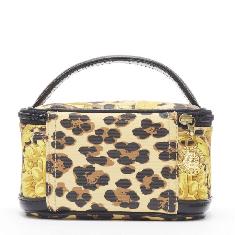 Women's GIANNI VERSACE gold barocco baroque leopard print leather top handle micro bag For Sale