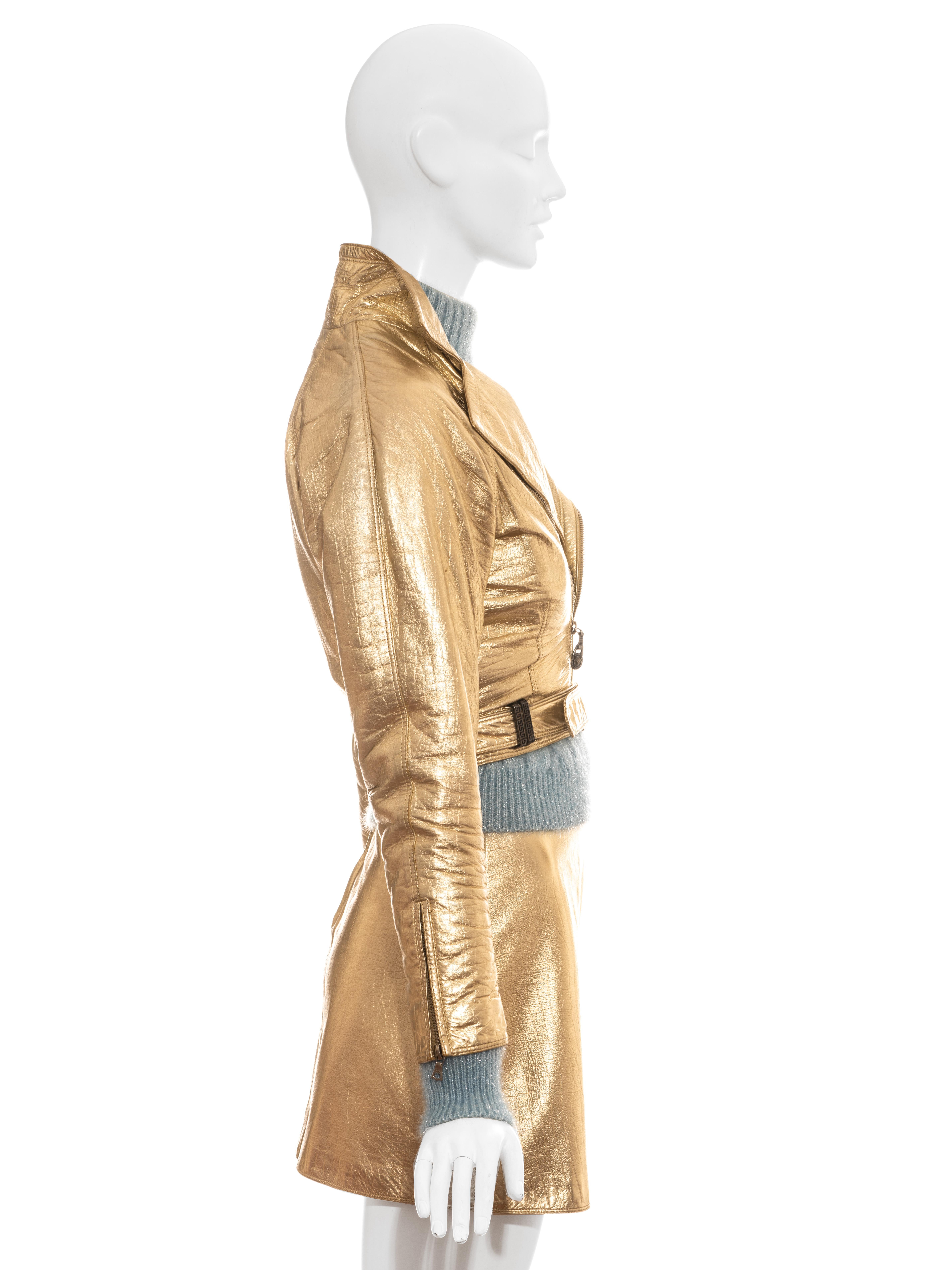 Costume jupe quatre pièces en cuir doré Gianni Versace, automne-hiver 1994 en vente 4