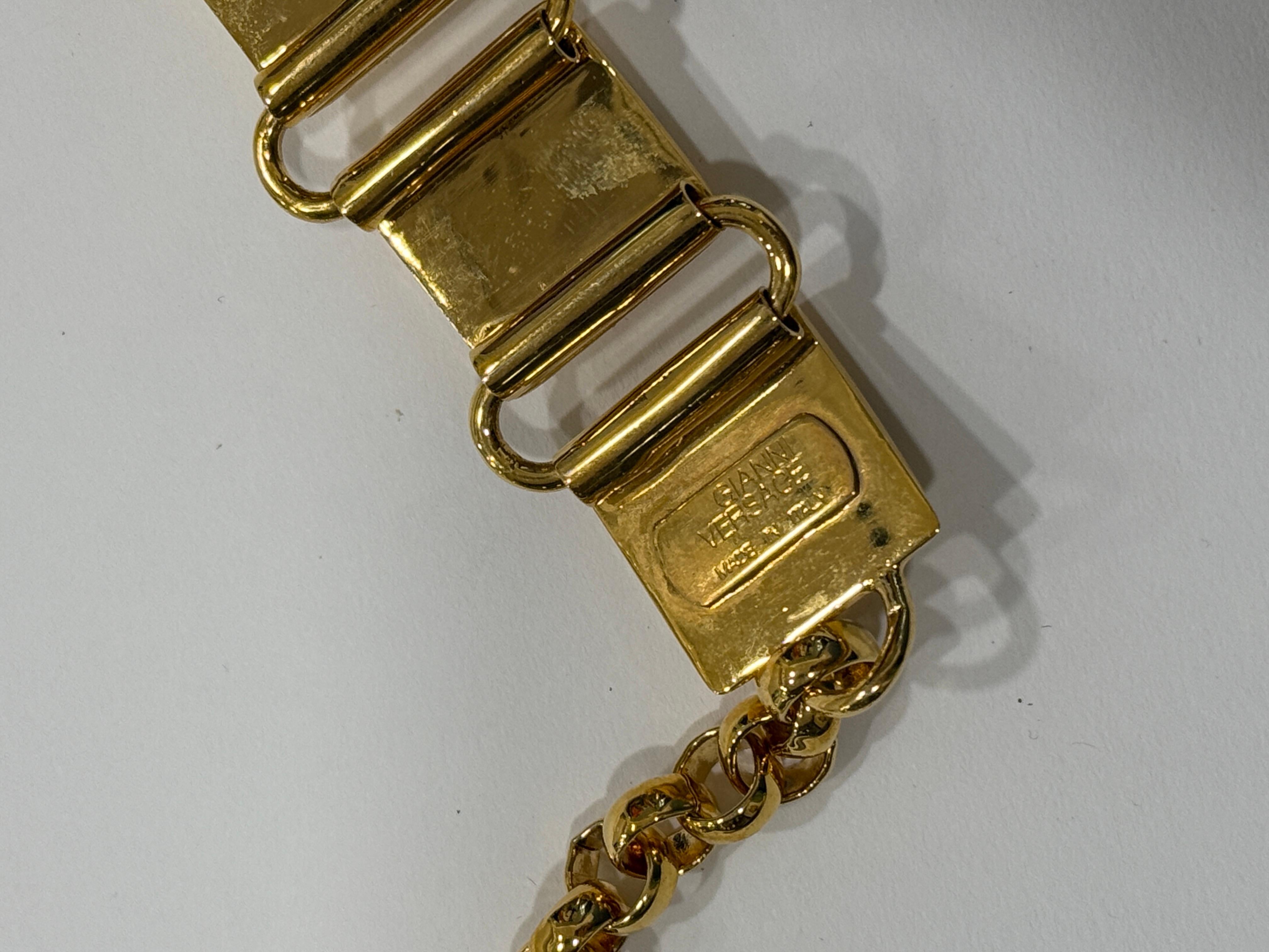 Ceinture à chaîne carrée Gianni Versace, couleur or, années 1990 Neuf - En vente à Nottingham, GB