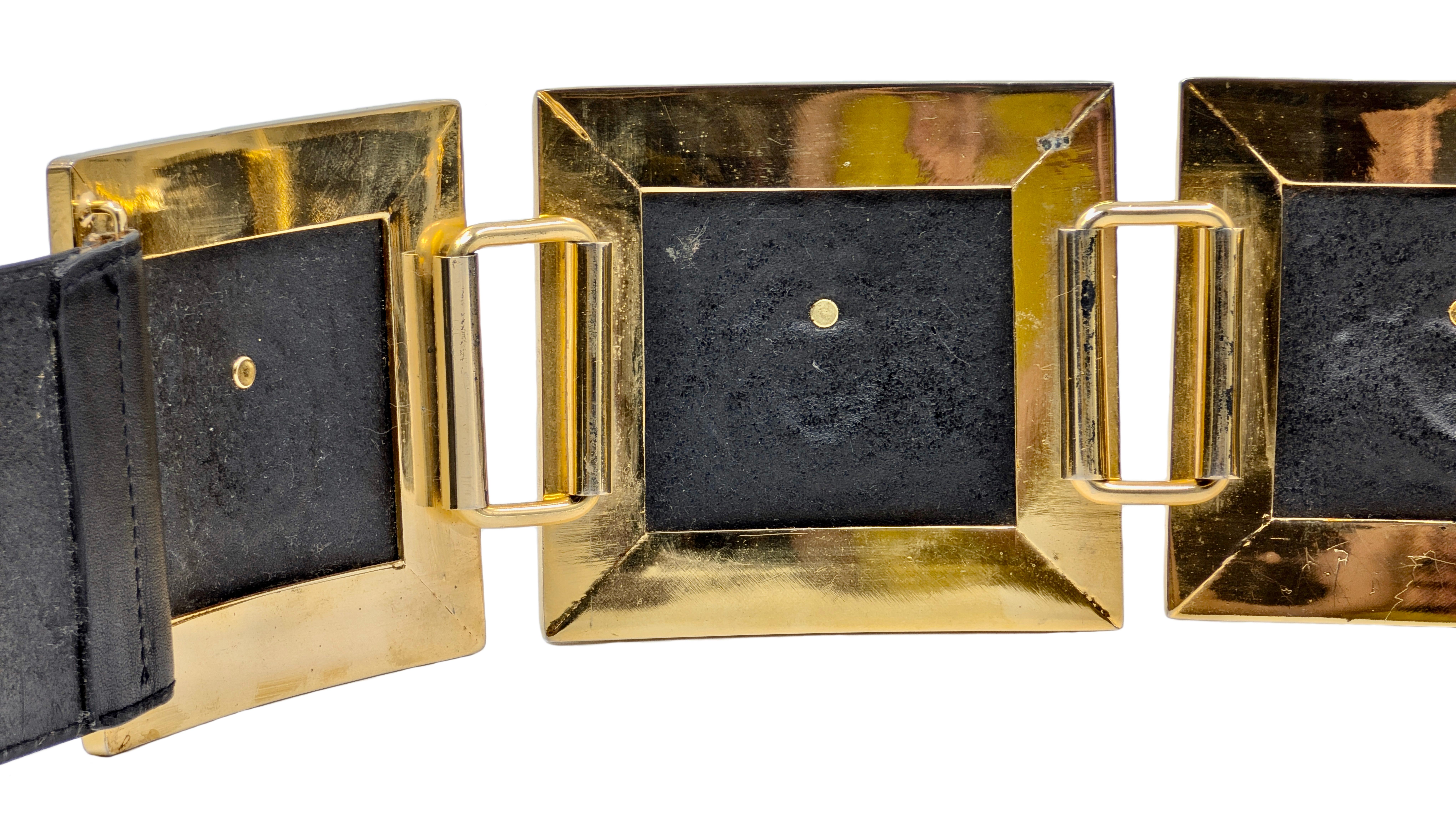 GIANNI VERSACE  great belt Bondage F/W  1992 en vente 9