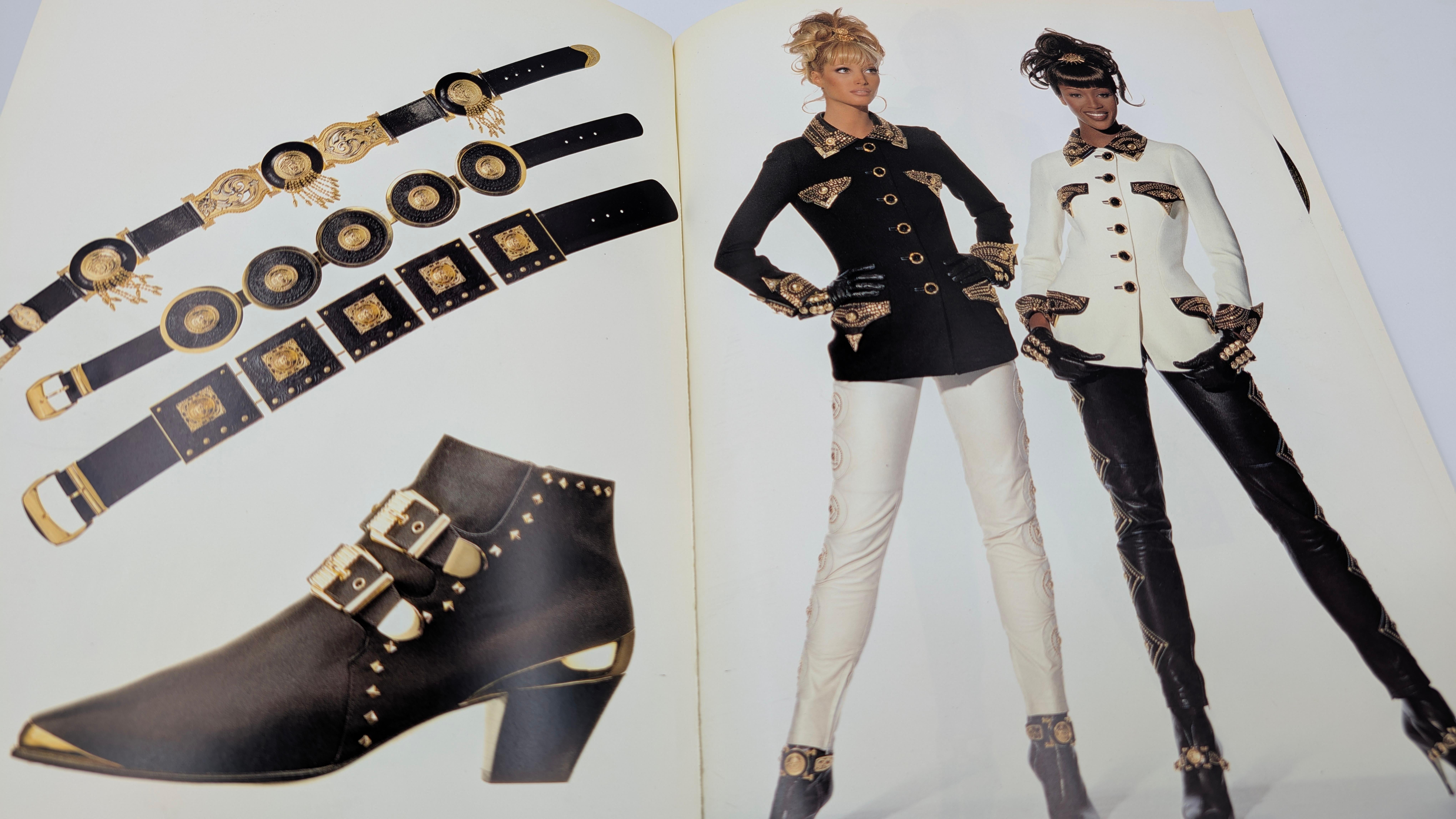GIANNI VERSACE  great belt Bondage F/W  1992 en vente 14