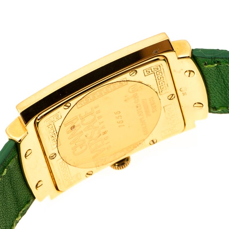 Gianni Versace Green Gold Signature Medusa 7066927 Women's Wristwatch 28 mm  In Good Condition In Dubai, Al Qouz 2