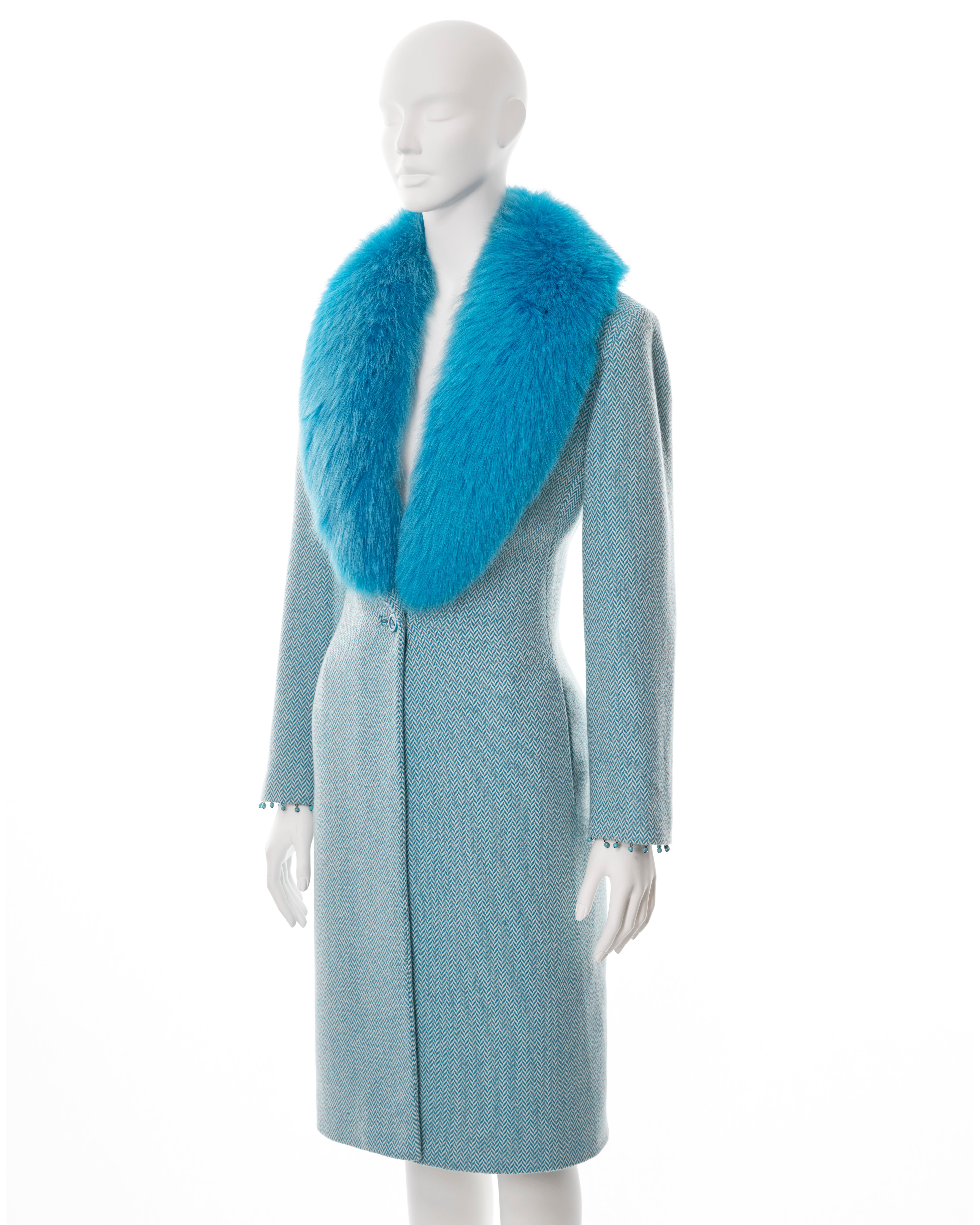Gianni Versace herringbone tweed coat with blue fox fur collar, fw 1999 For Sale 1