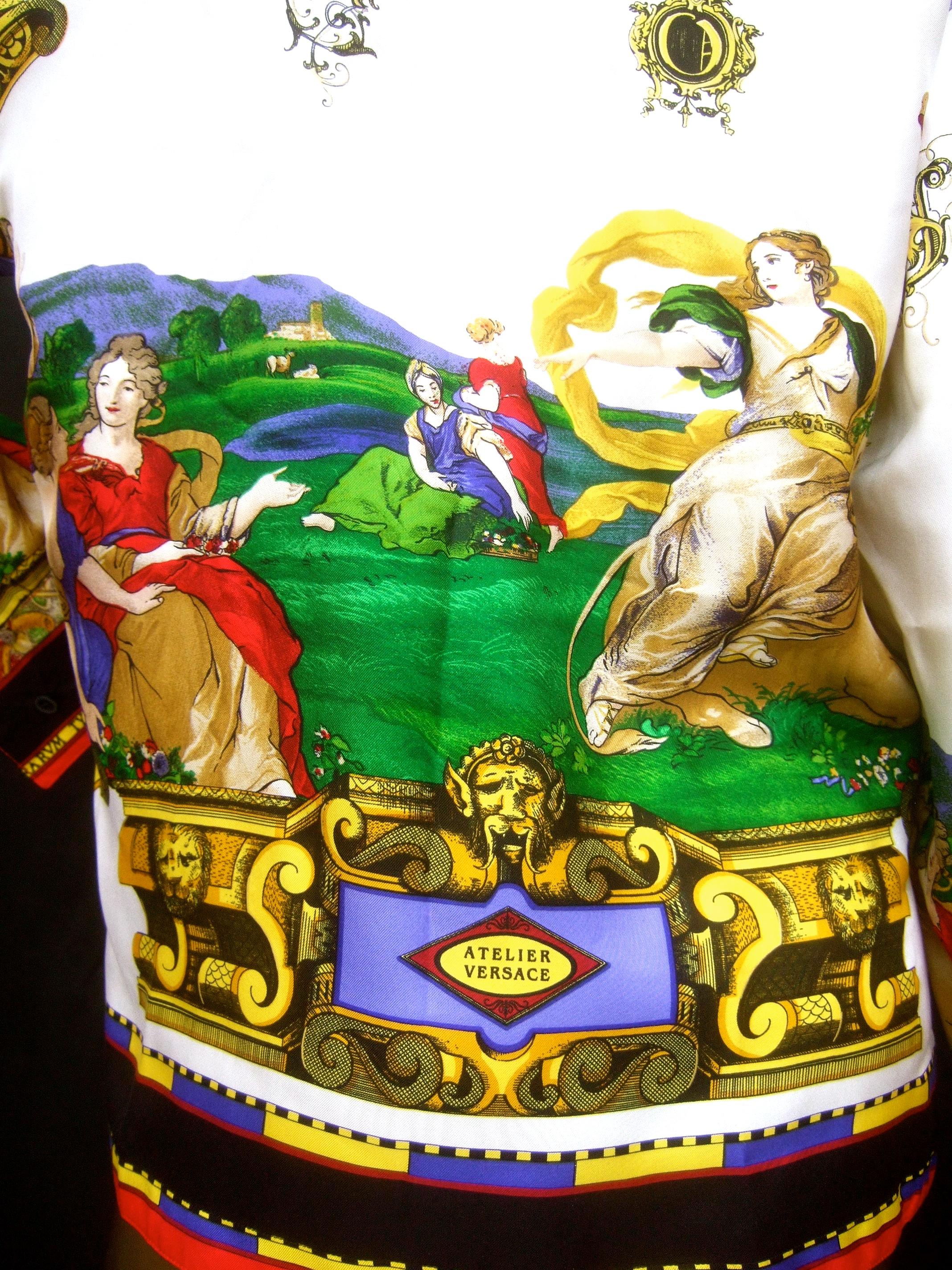 Gianni Versace Italian Graphic Design Silk Blouse circa 1990s In Excellent Condition For Sale In University City, MO