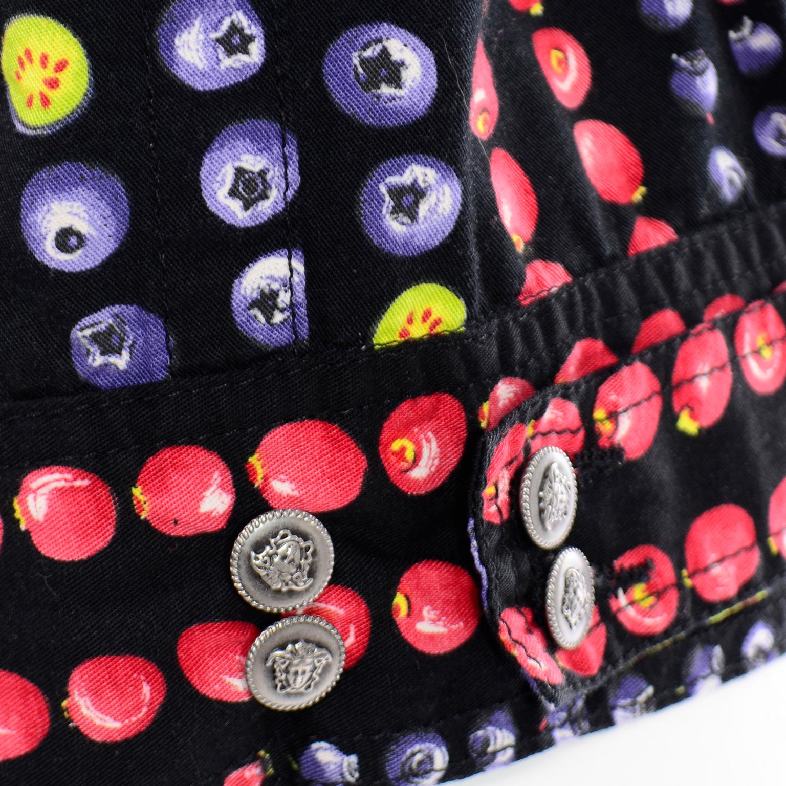Gianni Versace Jeans Couture 1995 Multicolor Berries Fruit Vest w Medusa Buttons For Sale 2