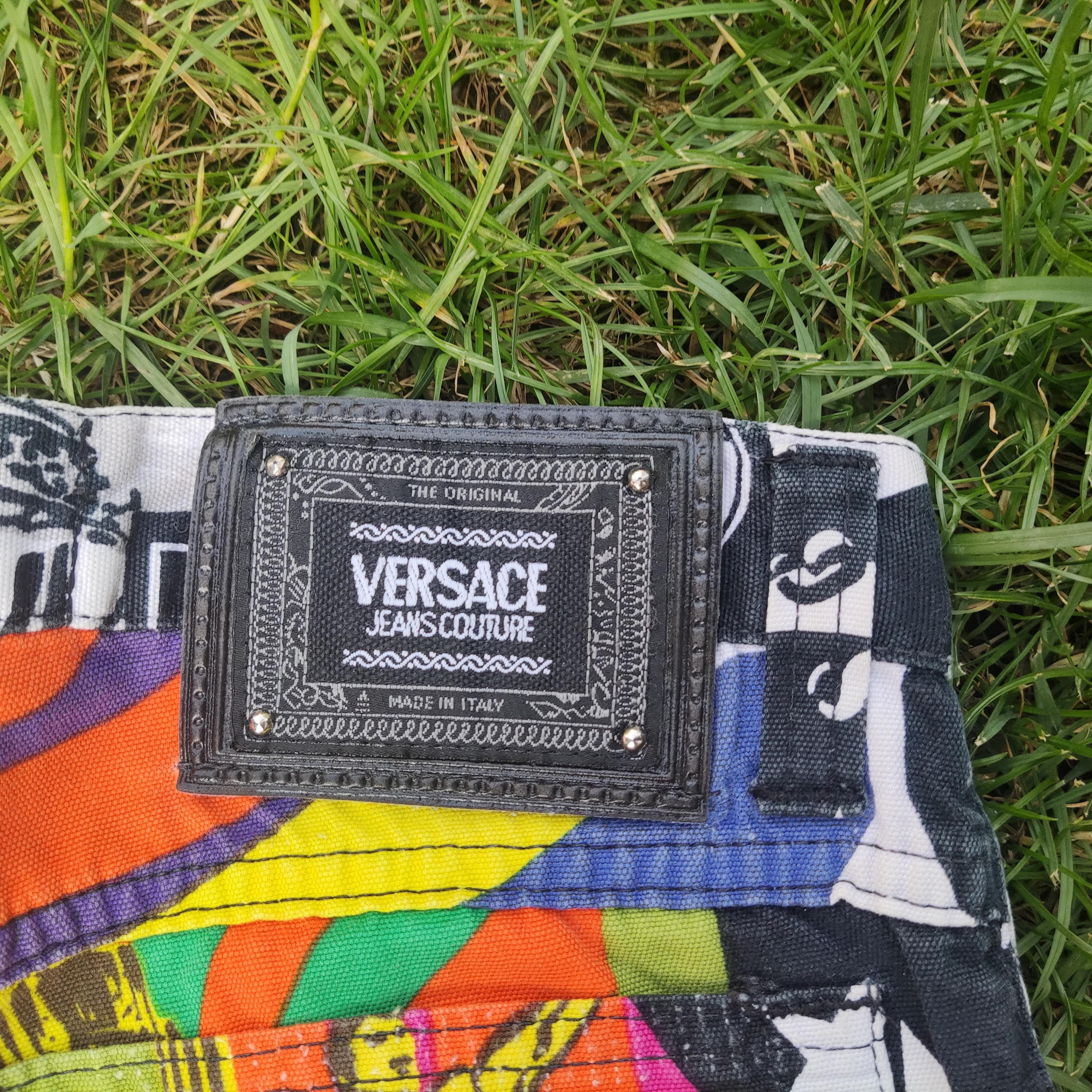 Gianni Versace Jeans Couture 90s Manhattan New York City Graffiti Pants For Sale 4