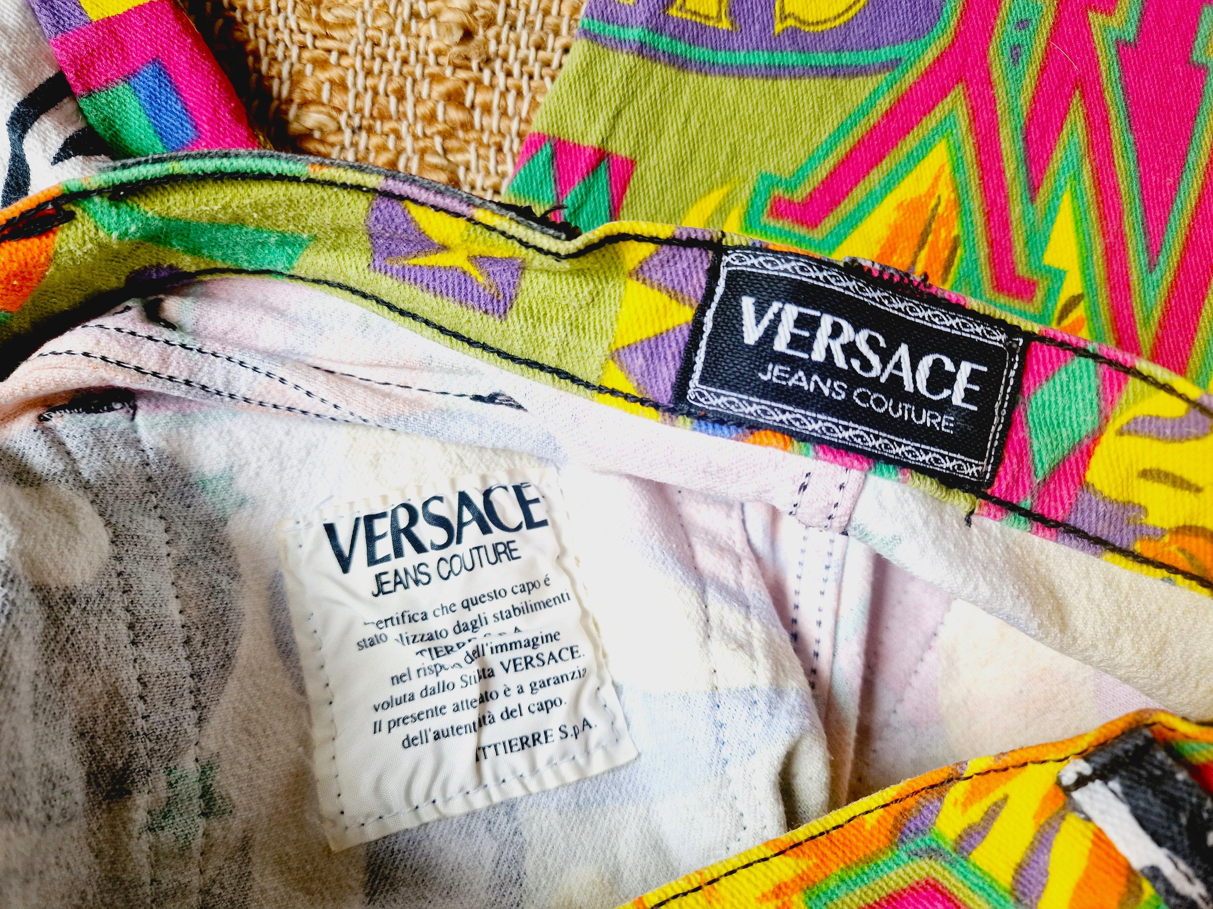 Gianni Versace Jeans Couture 90s Manhattan New York City Graffiti Small Pants For Sale 11