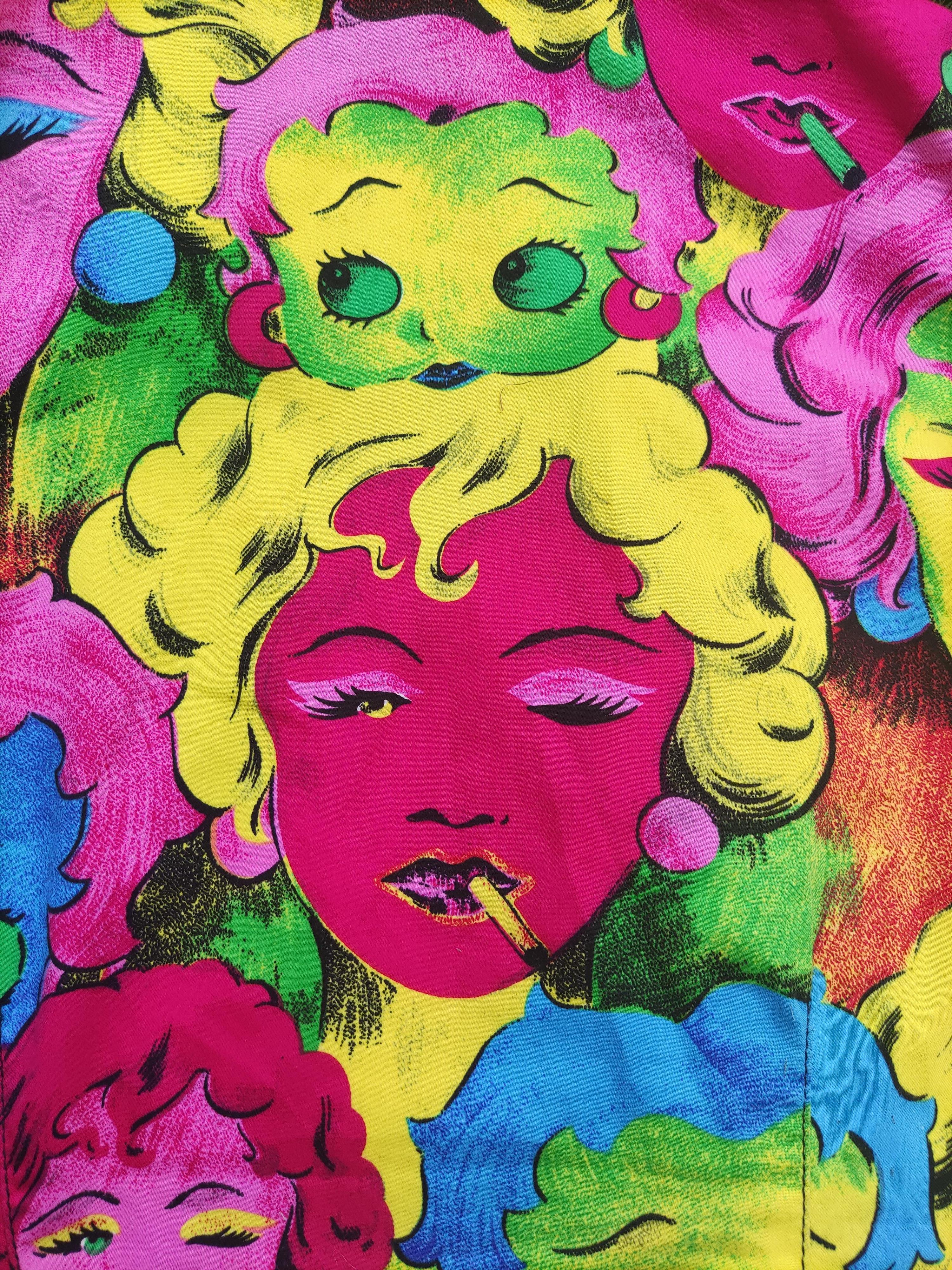Versace Jeans Couture Marilyn Monroe Betty Boop, Pop-Art  Jacke , SS 1991 im Zustand „Hervorragend“ im Angebot in PARIS, FR