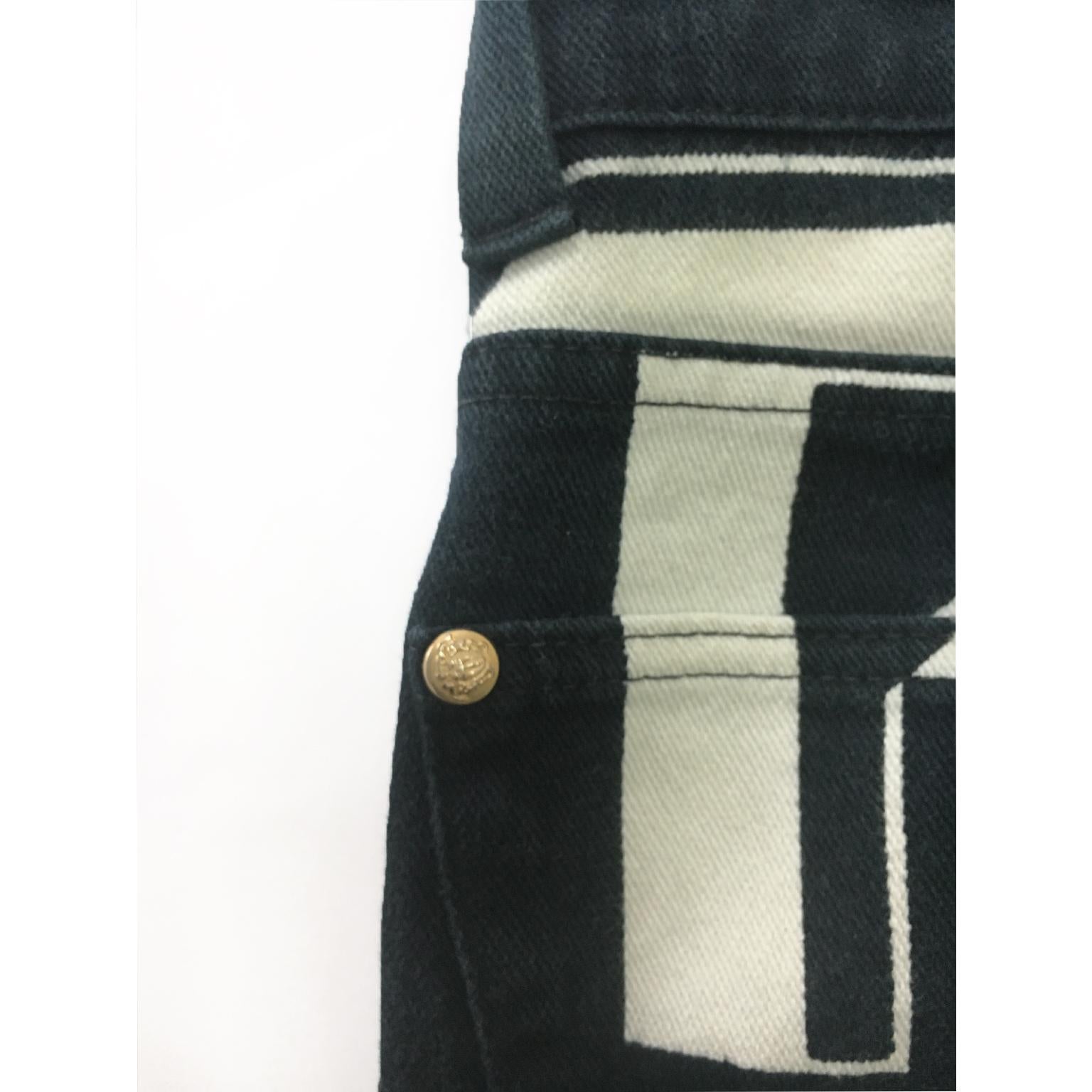 Gianni Versace Jeans Mens Printed Denim Trouser SS 1992 In Good Condition For Sale In Berlin, DE