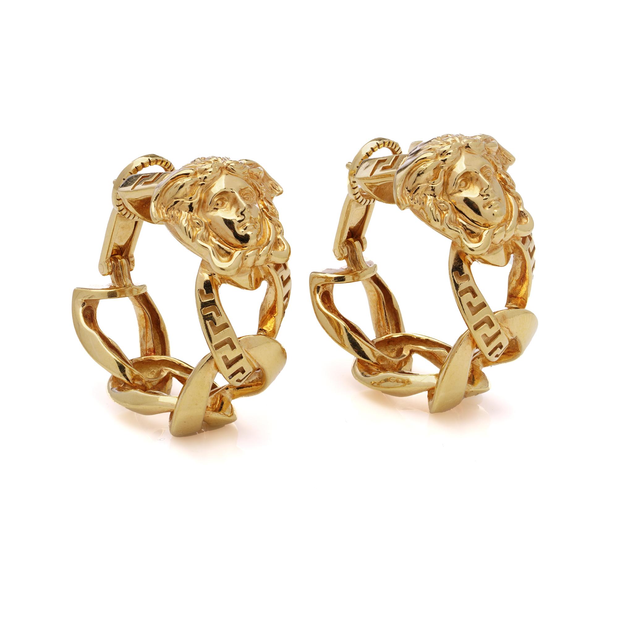 Gianni Versace La Medusa 18kt gold  clip-on hoop earrings In Good Condition For Sale In Braintree, GB
