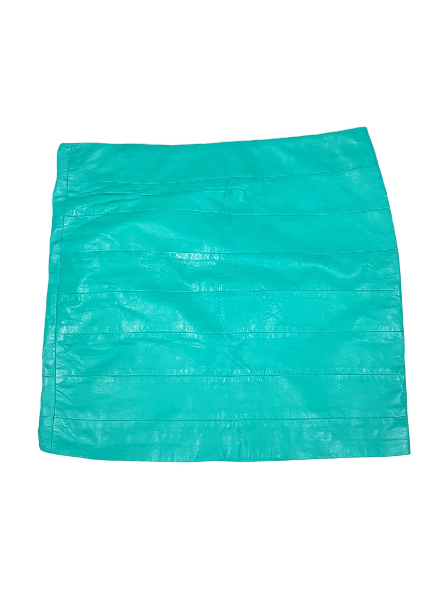 GIANNI VERSACE Mini-jupe torsadée à découpes en cuir, c. 1990 Pour femmes en vente