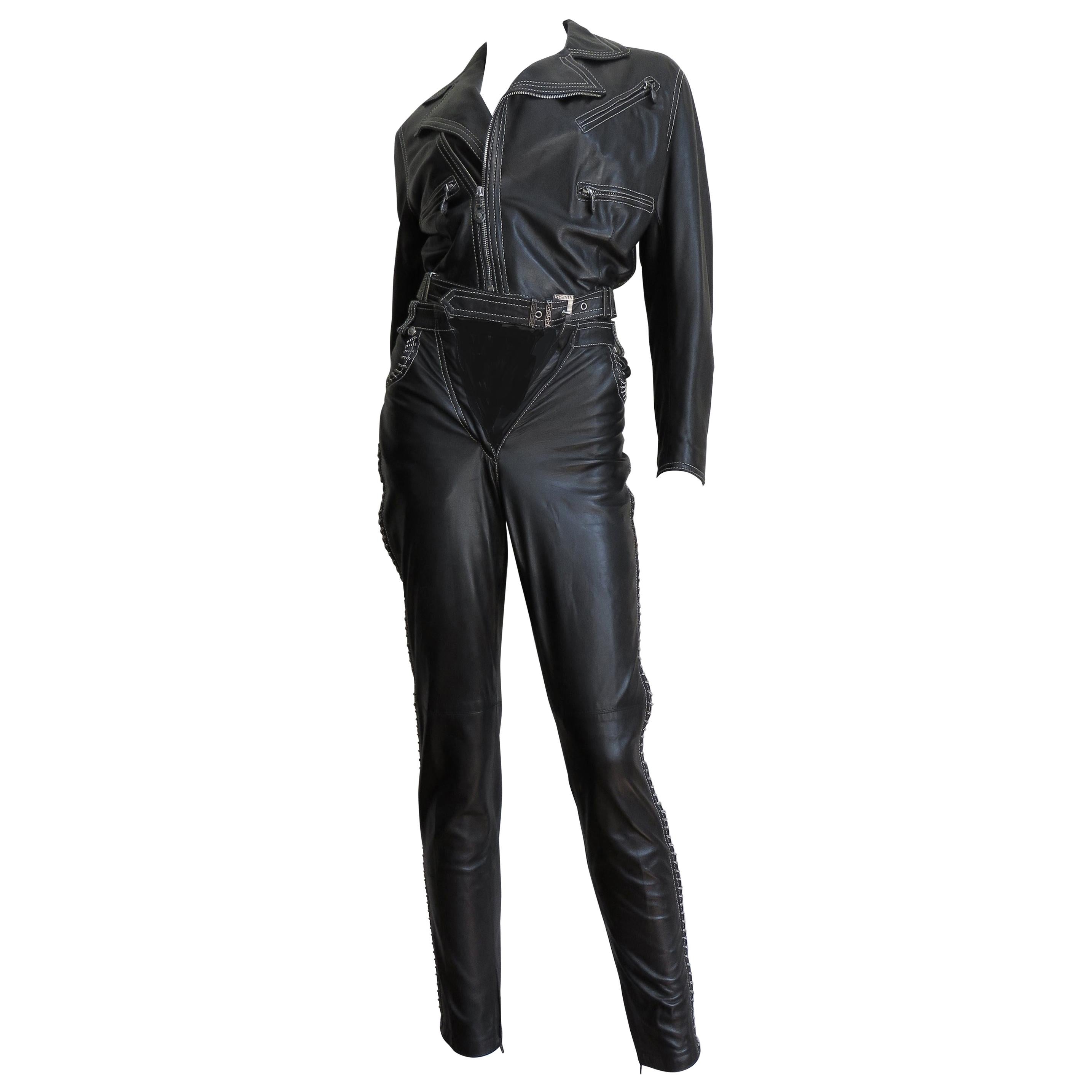  Gianni Versace A/W 1992 Leather Motorcycle Jacket and Pants With Chain Trim  For Sale