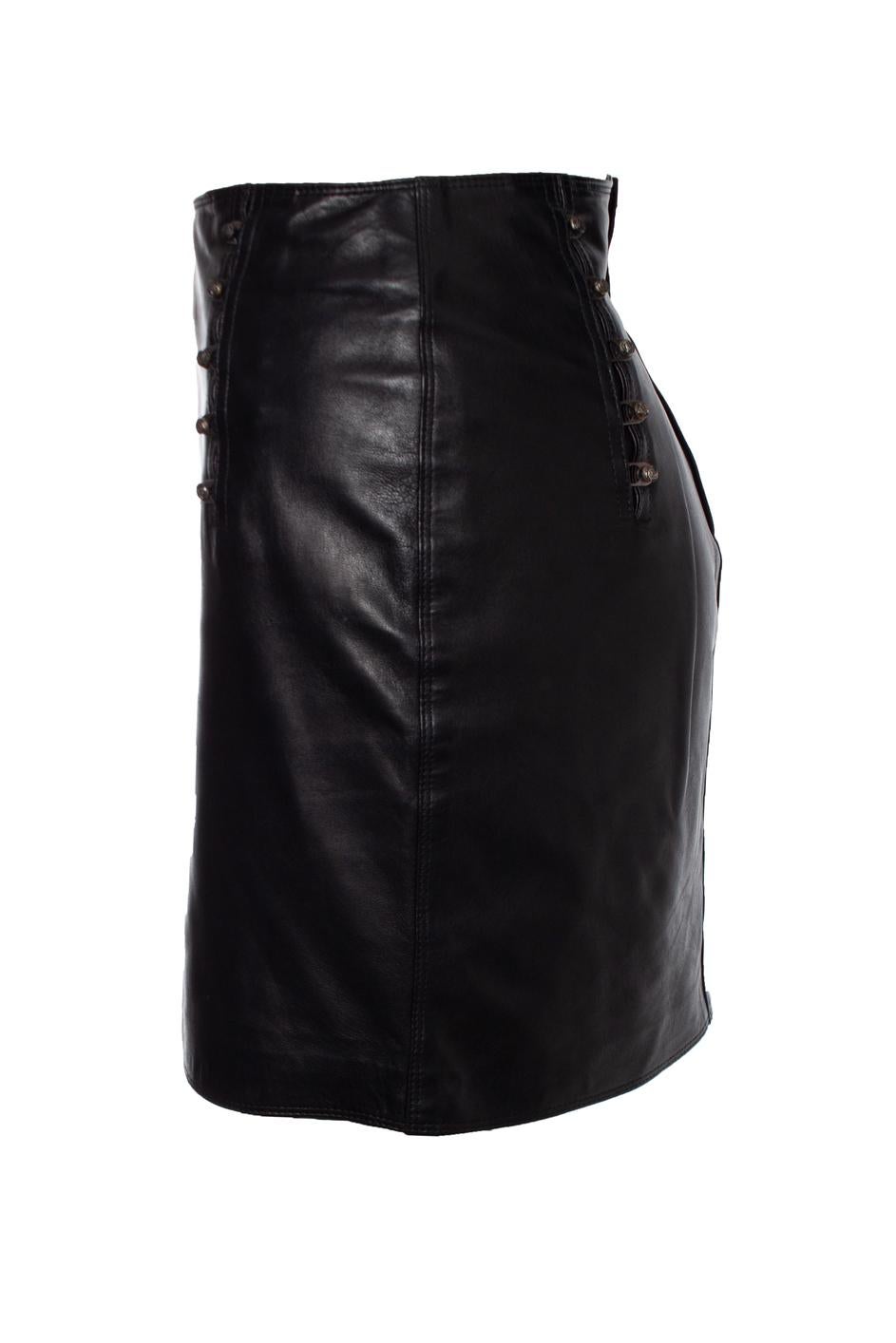 Black Gianni Versace, leather skirt with medusa pins For Sale