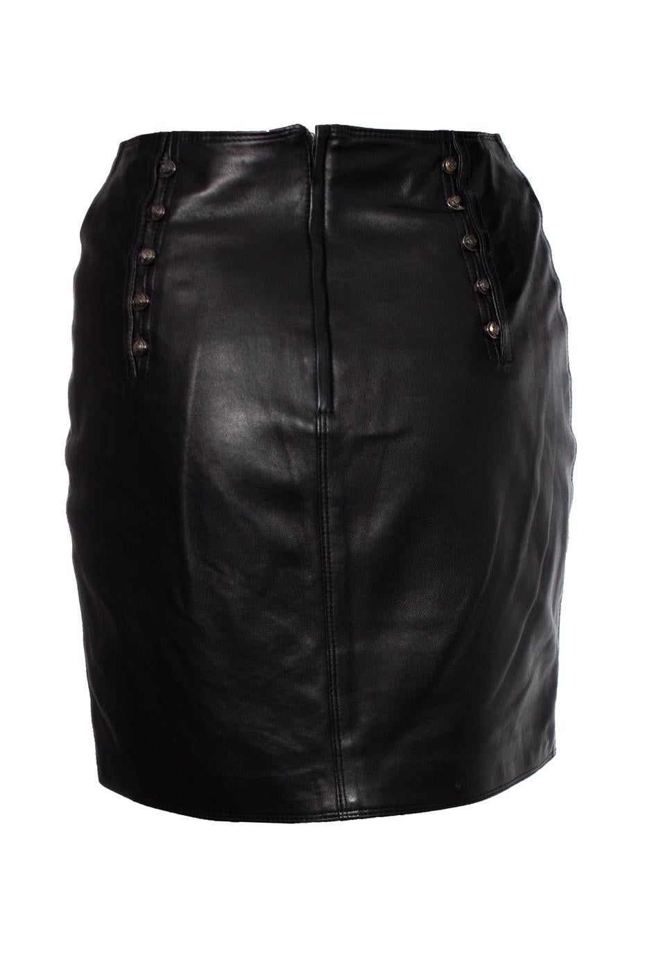 Gianni Versace, leather skirt with medusa pins In Good Condition For Sale In AMSTERDAM, NL