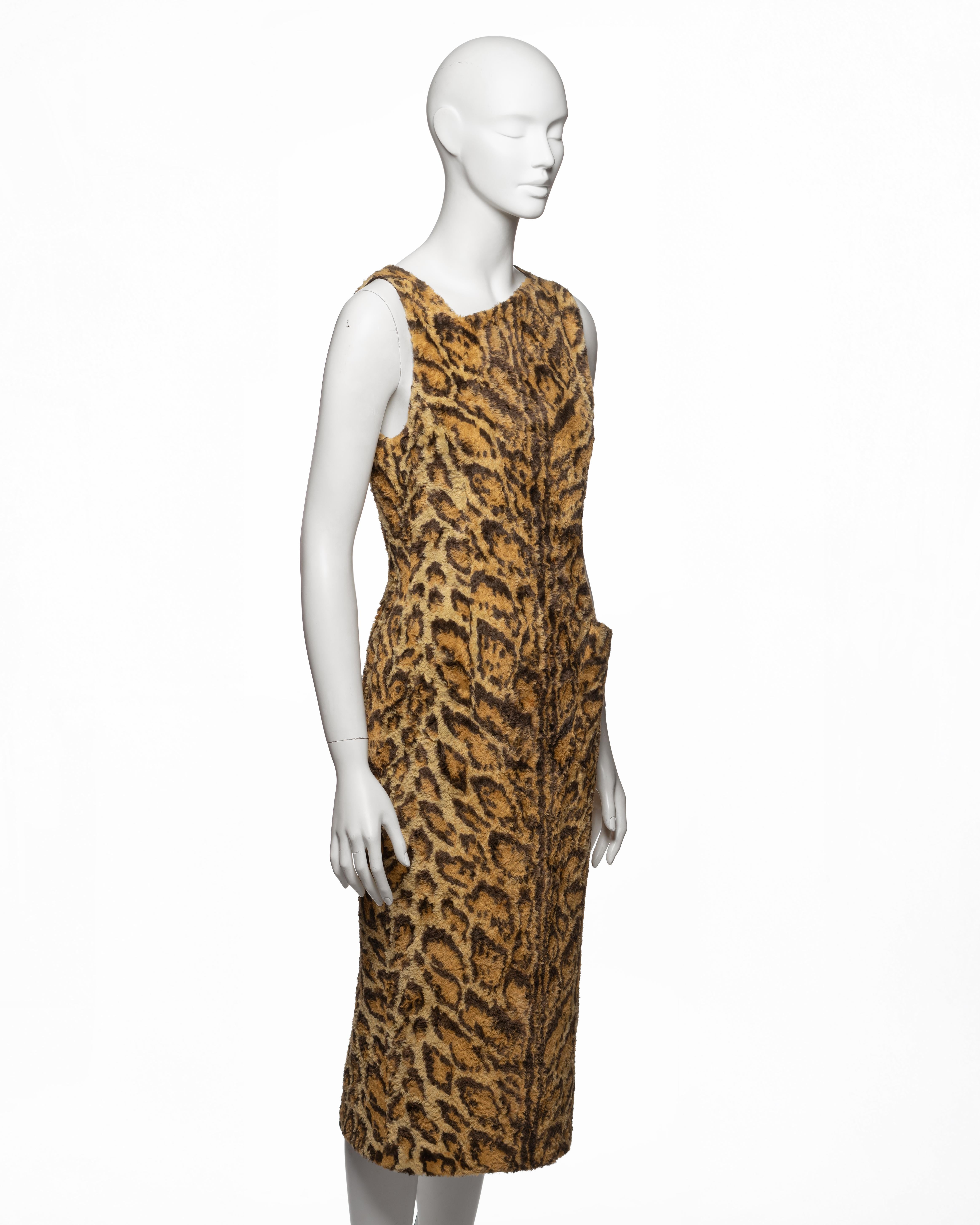 Gianni Versace, tubino in pelliccia sintetica con stampa leopardo, AI 1996 in vendita 3