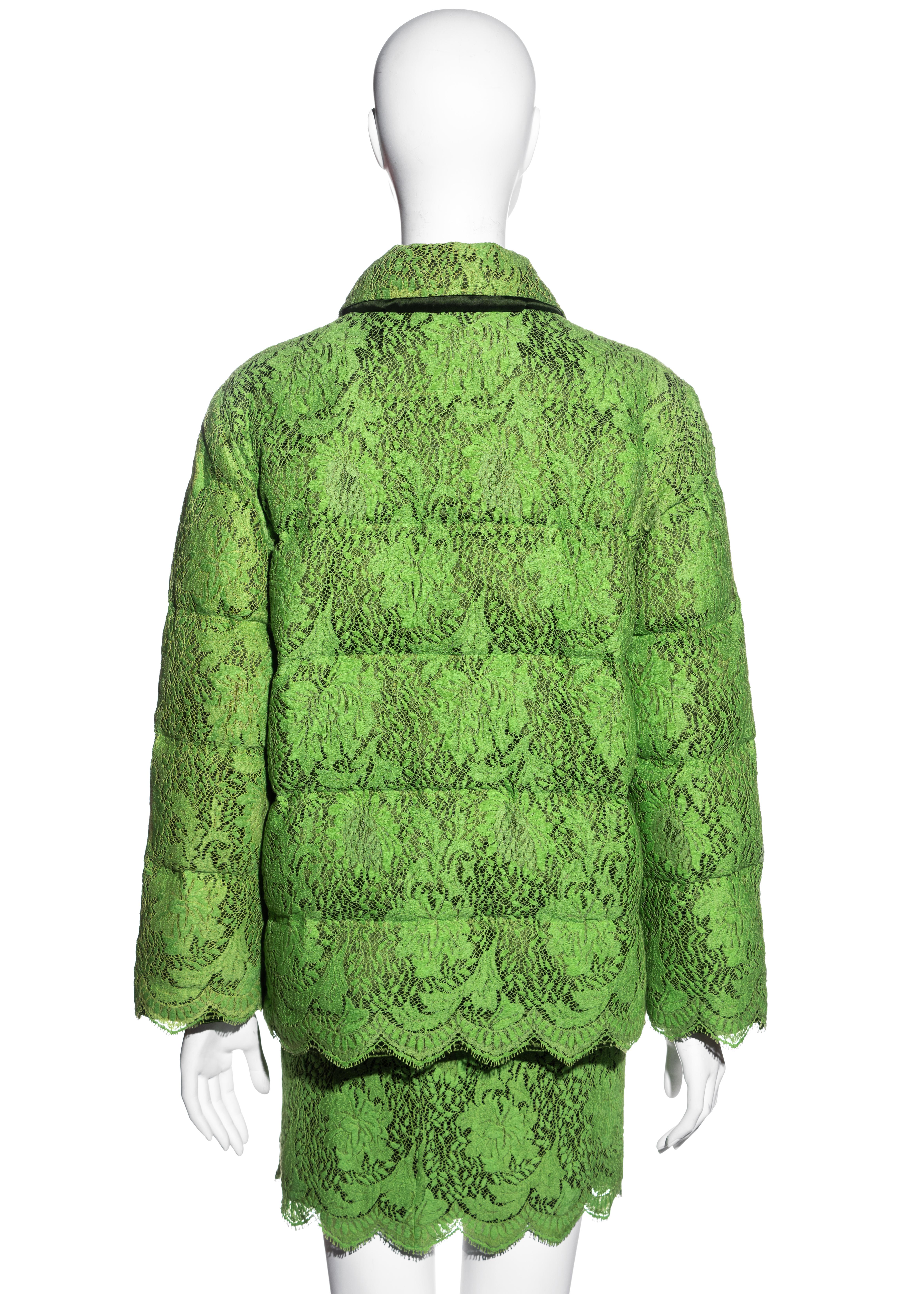 Gianni Versace lime green lace goose down puffer jacket and skirt set, fw 1996 In New Condition For Sale In London, GB