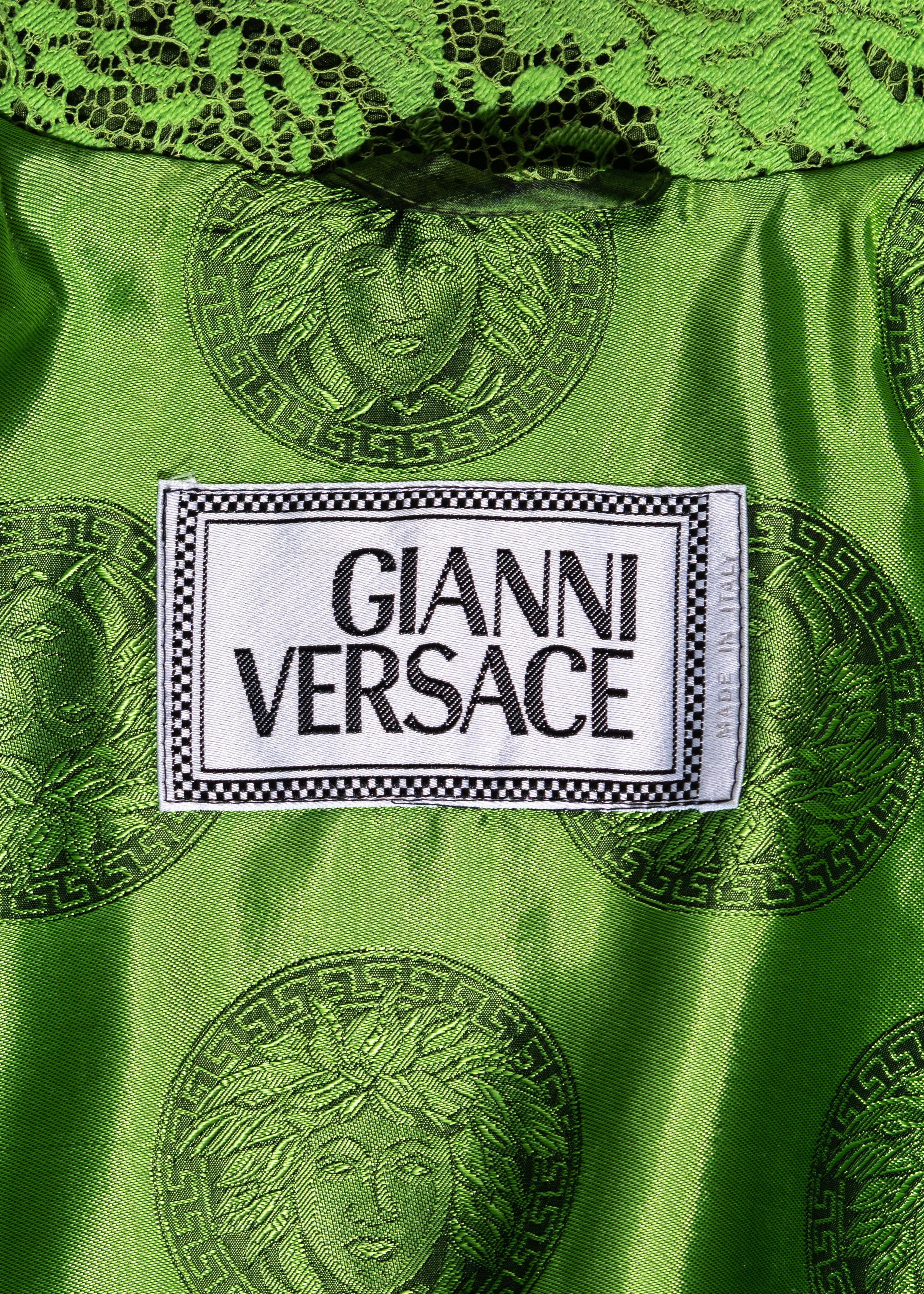 Women's Gianni Versace lime green lace goose down puffer jacket and skirt set, fw 1996 For Sale
