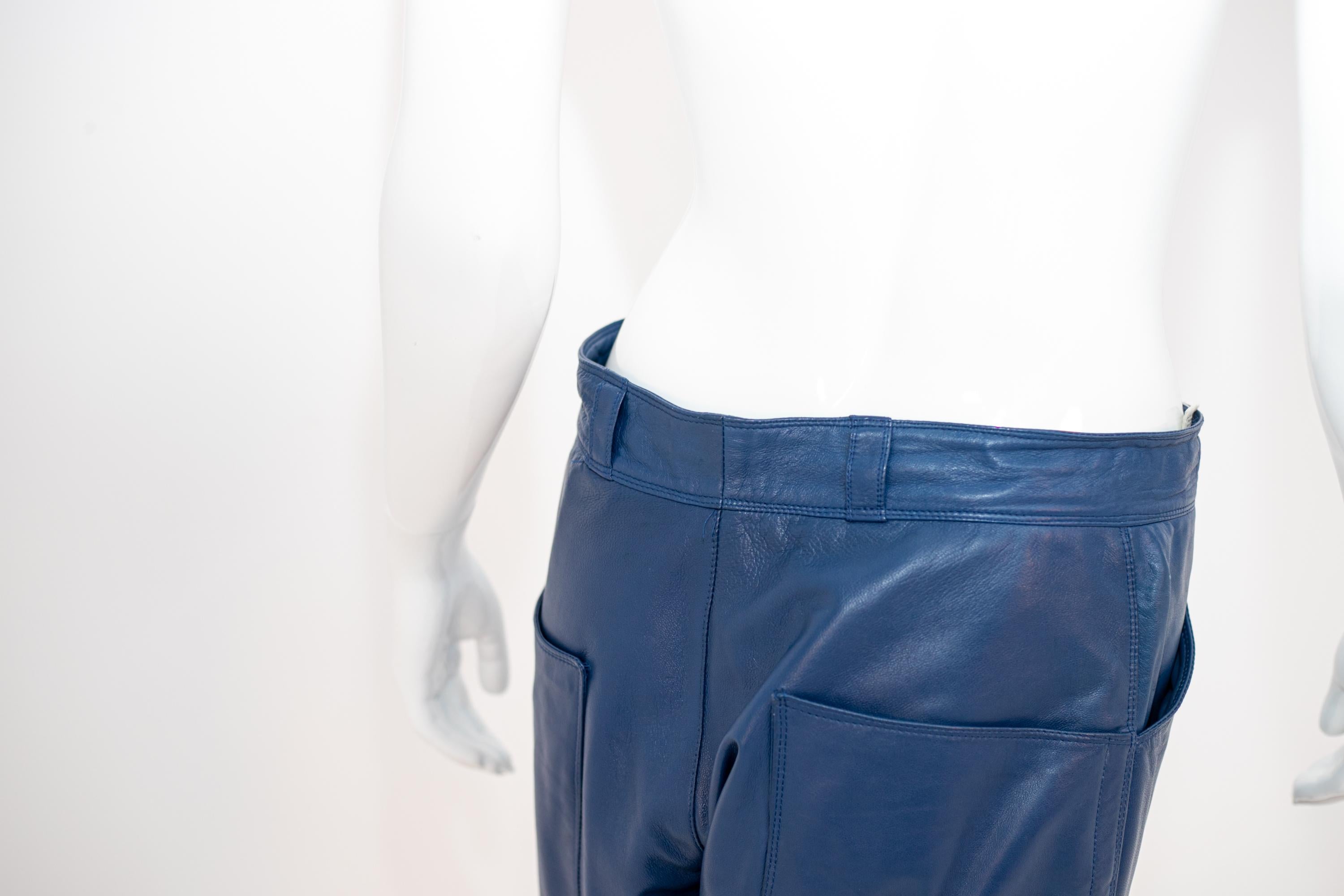Gianni Versace Low Waist Blue Leather Trousers In Good Condition For Sale In Milano, IT
