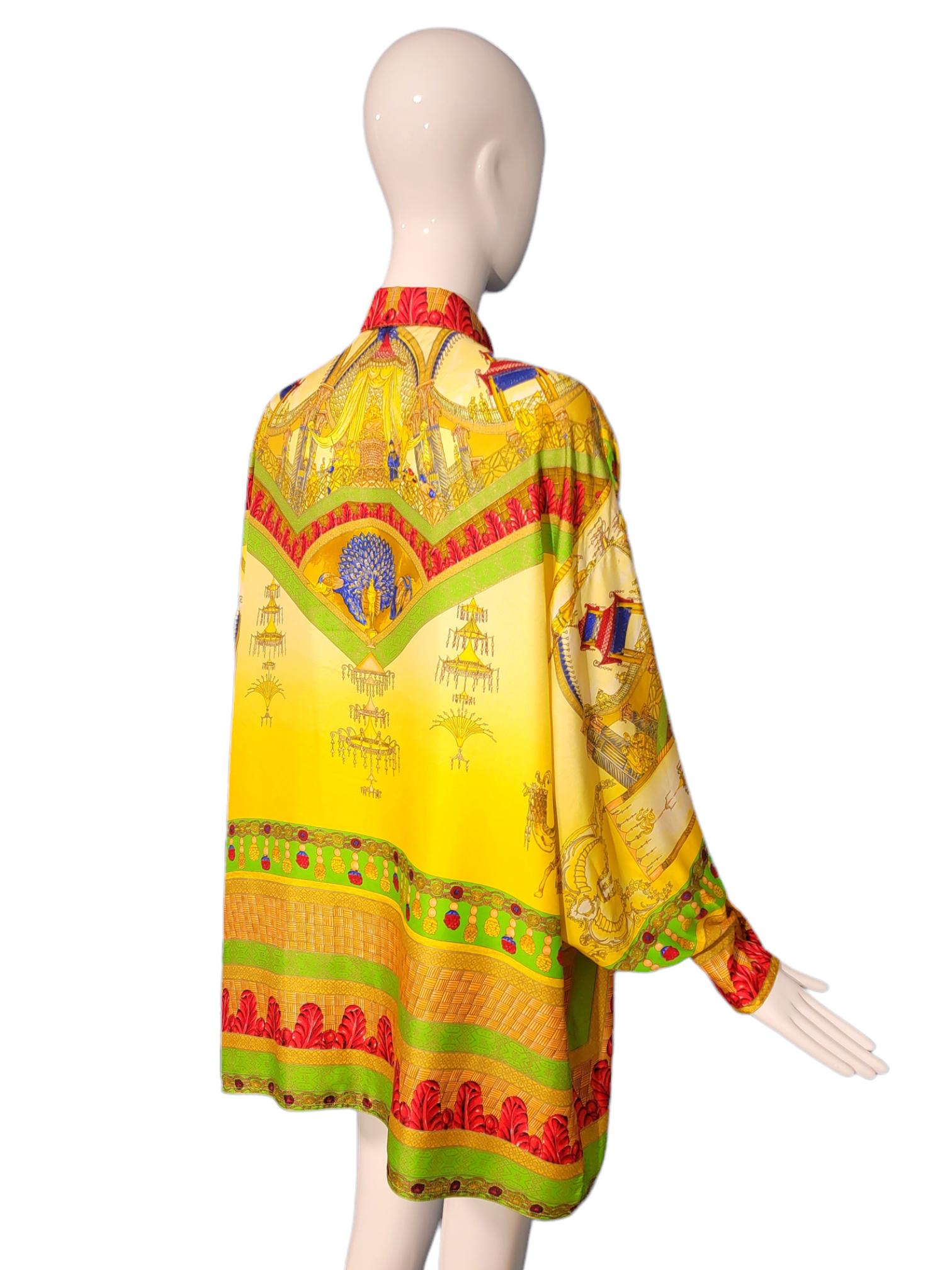 Gianni Versace Marco Polo Silk Shirt Chinese Emperor Peacocks 1992  In Excellent Condition In Concord, NC