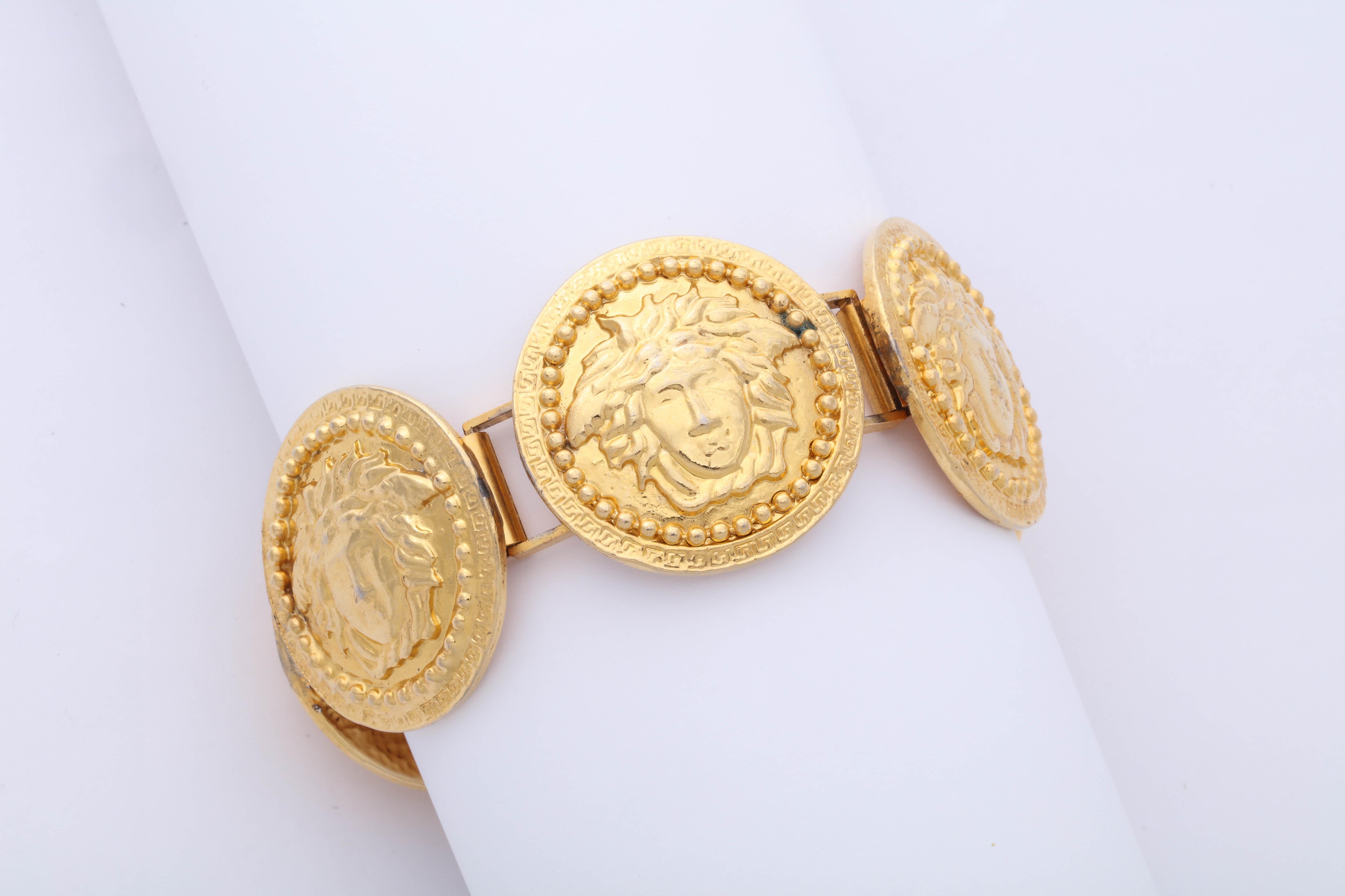 Gianni Versace Massive Gold Toned Bracelet With 5 Medusas In Good Condition For Sale In Chicago, IL