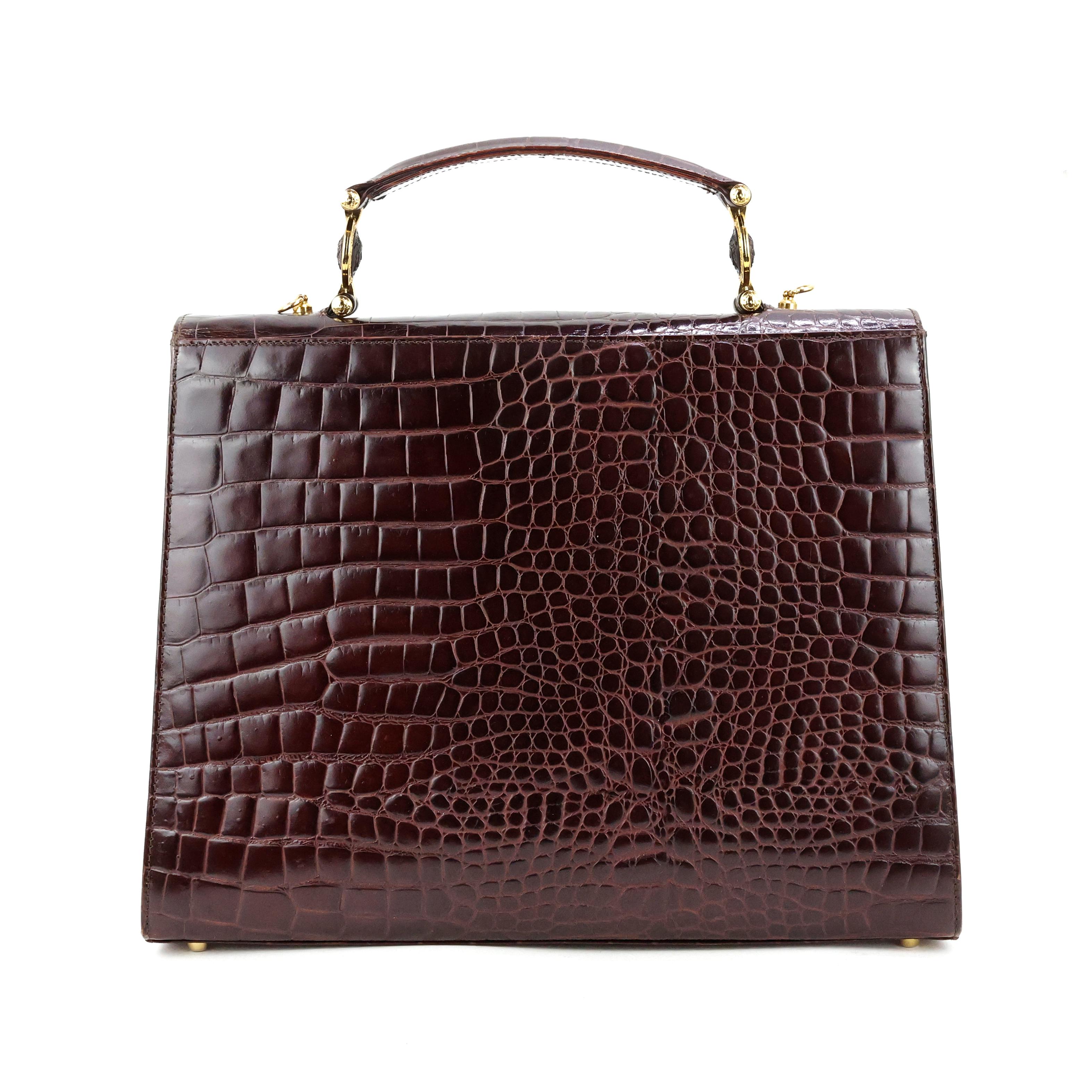 Gianni Versace Medusa Bag in Leather In Good Condition For Sale In Bressanone, IT