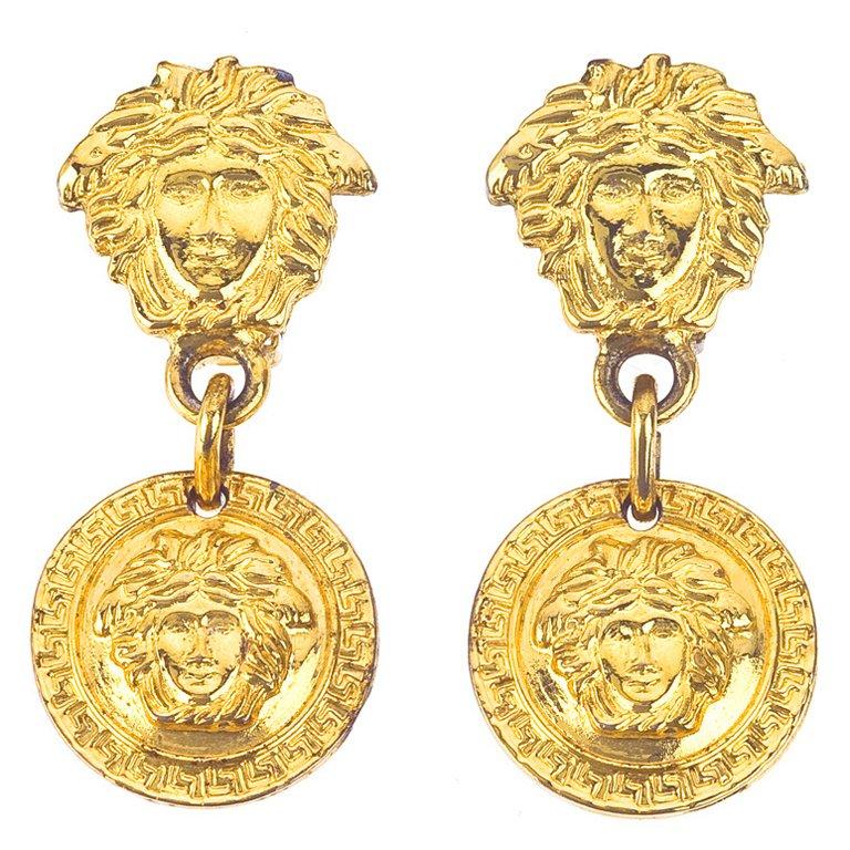 Gianni Versace Medusa Earrings Gold In Excellent Condition For Sale In Chicago, IL