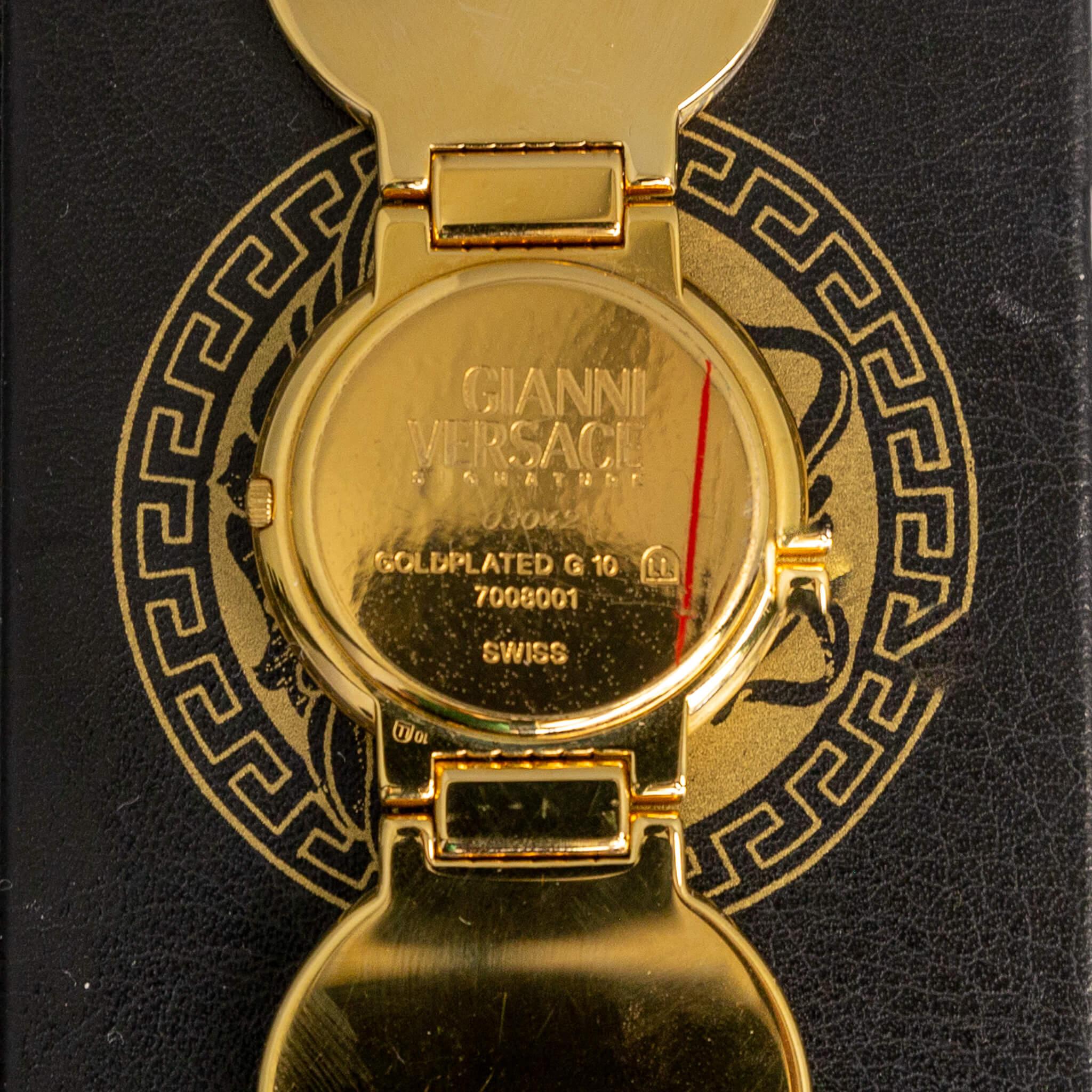 Gianni Versace Medusa Gold Plated Bracelet Watch In Good Condition For Sale In Amstelveen, Noord