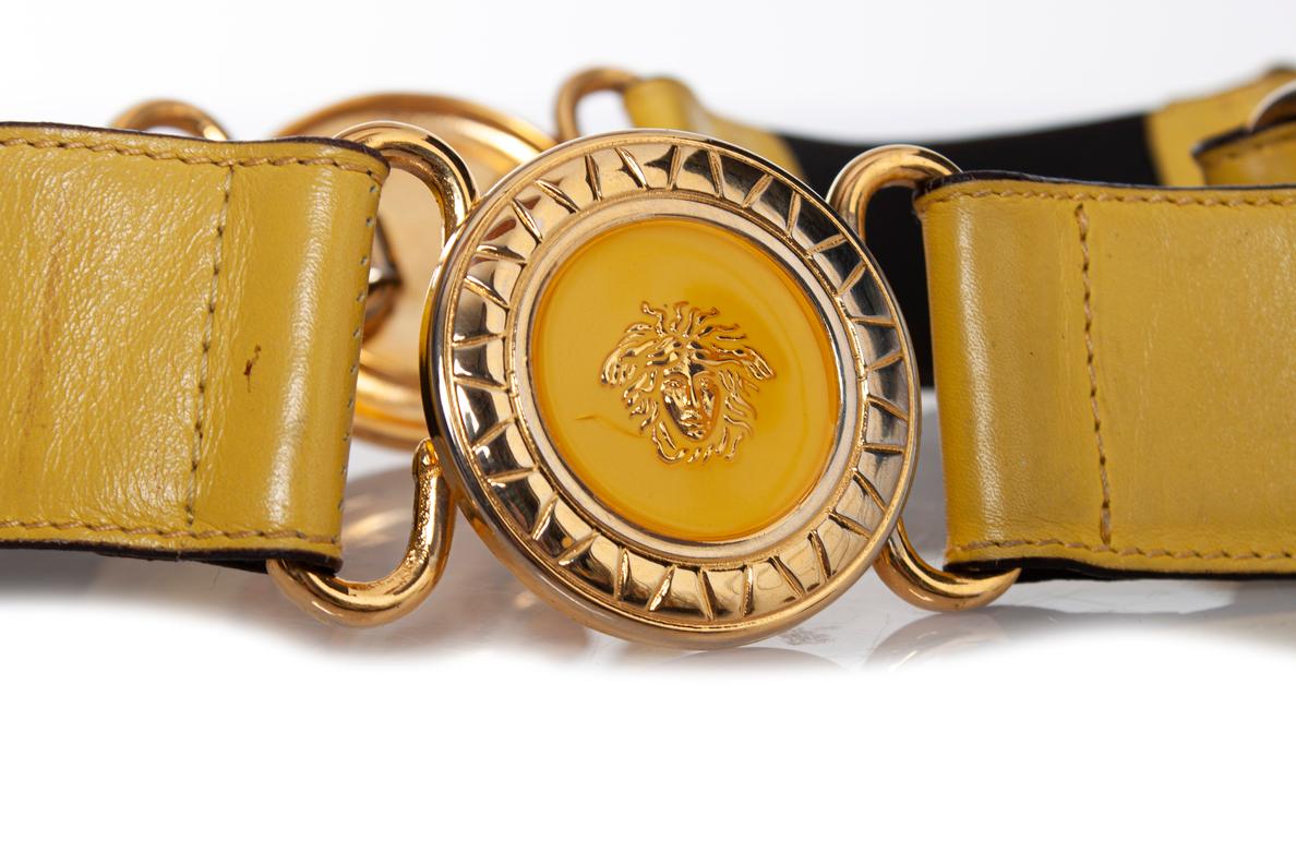 Gianni Versace, Medusa leather waist belt For Sale 2