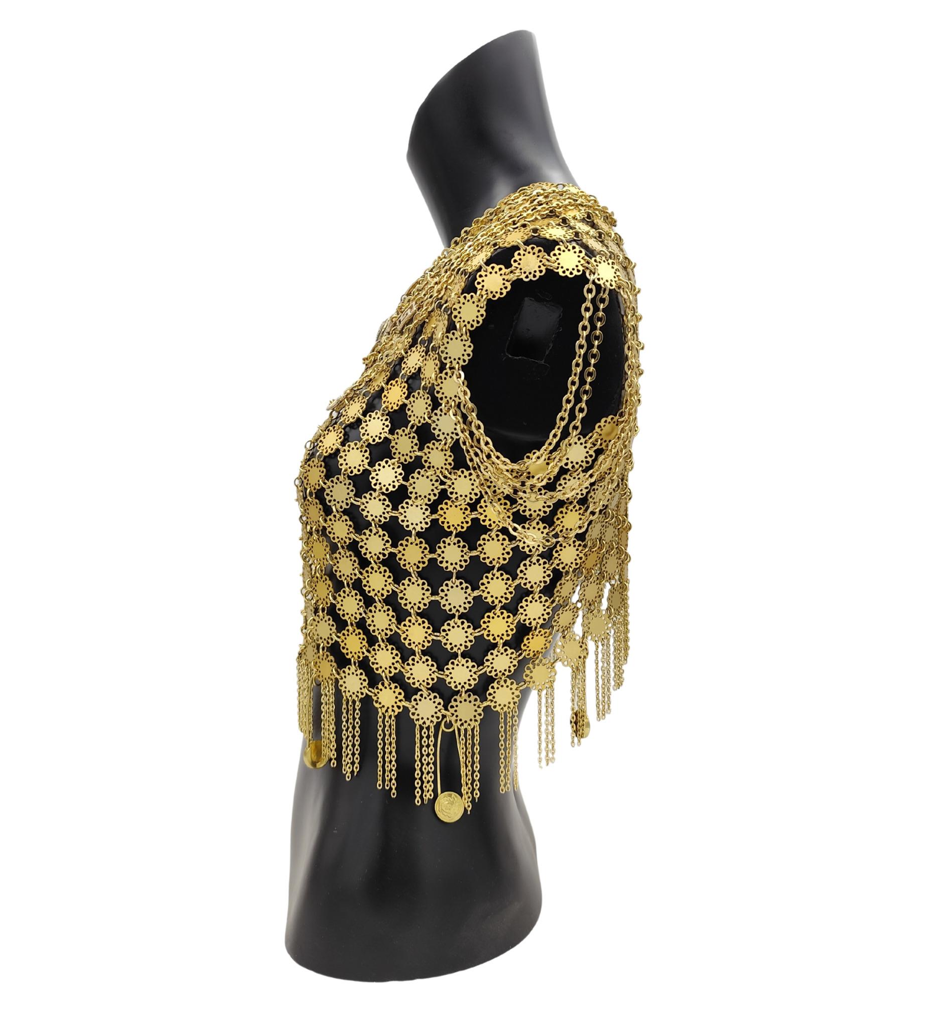 Gianni Versace Medusa, spille da balia in metallo dorato, top in maglia a catena In condizioni buone in vendita a Milano, IT