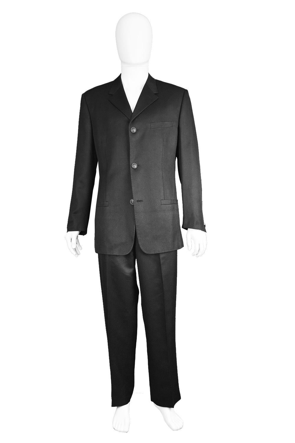 Gianni Versace Men's Black 100% Silk Jacquard 2 Piece Vintage Suit, 1990s

Click 'Continue Reading' below to see size & description. 

A stylish and classic vintage men's two piece suit from the 90s by luxury Italian fashion designer, Gianni