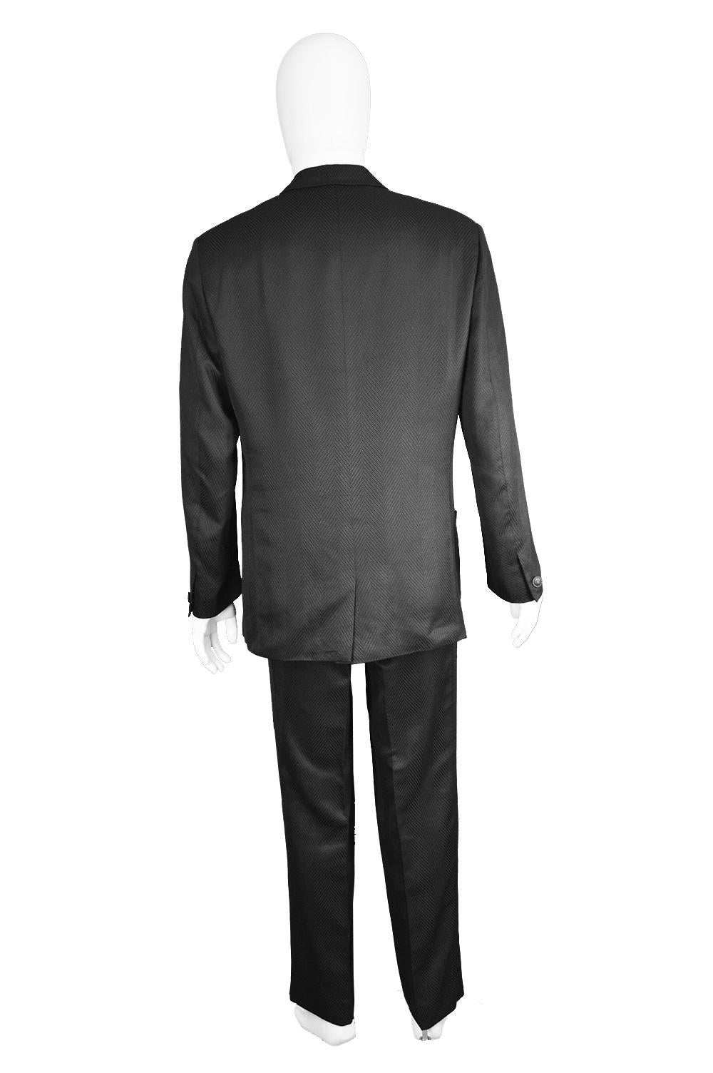 Gianni Versace Men's Black 100% Silk Jacquard 2 Piece Vintage Suit, 1990s For Sale 3