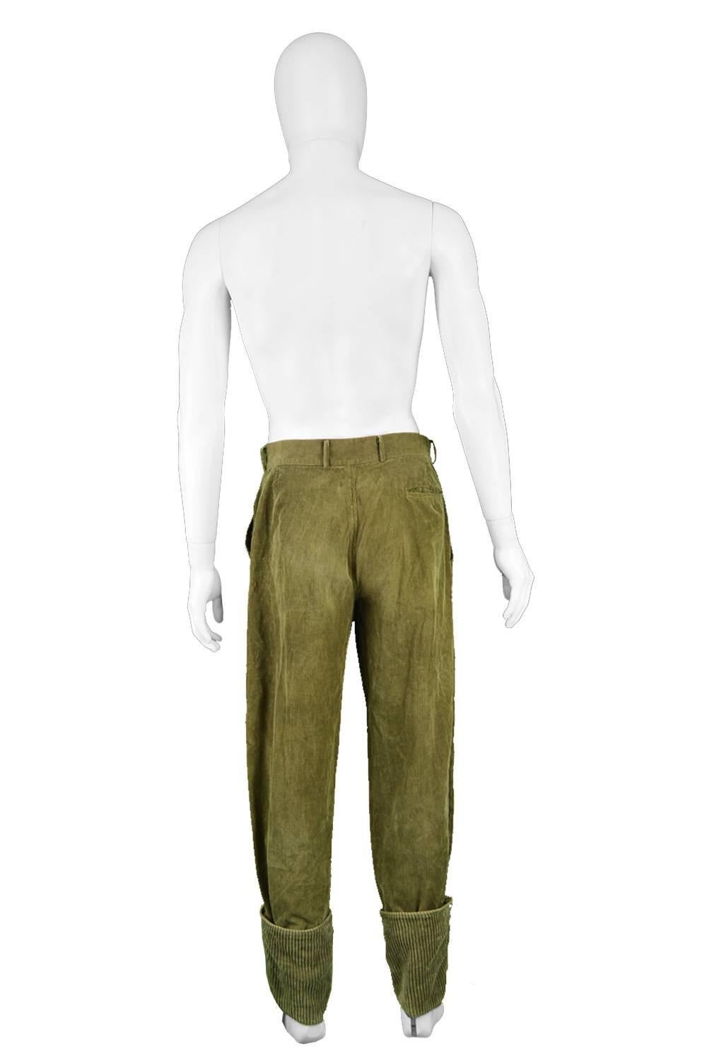 Gianni Versace Men's Green Corduroy Pants with Jumbo Cord Turn Ups, 1980s For Sale 1