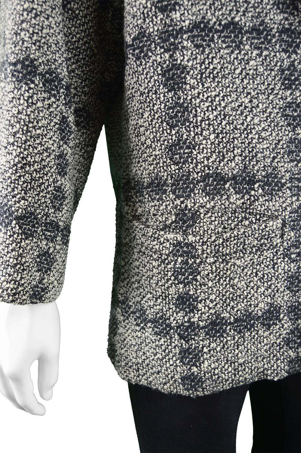 Gianni Versace Men's Vintage 1980s Bold Shouldered Wool Tweed Blazer 2