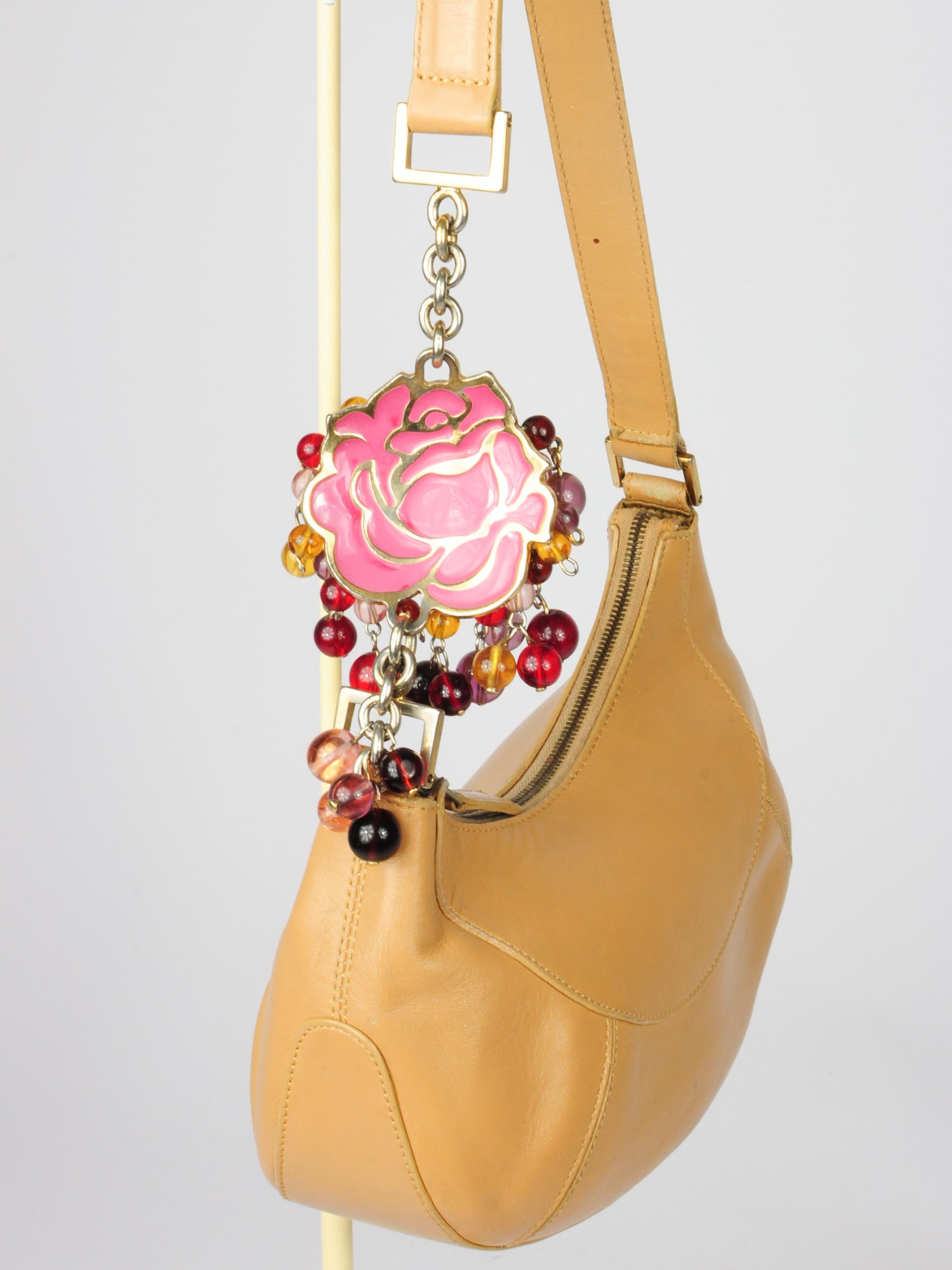 Gianni Versace Mini Shoulder Bag with Camellia Flower Glass Beads Details 2000s In Good Condition For Sale In AMSTERDAM, NL