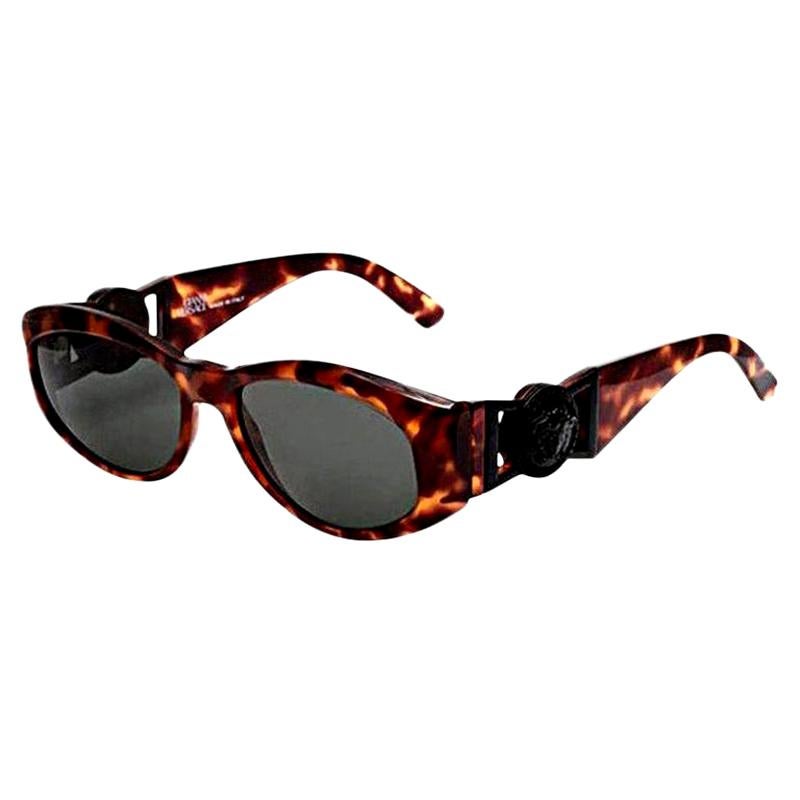 Gianni Versace Mod 424/N Sunglasses  For Sale