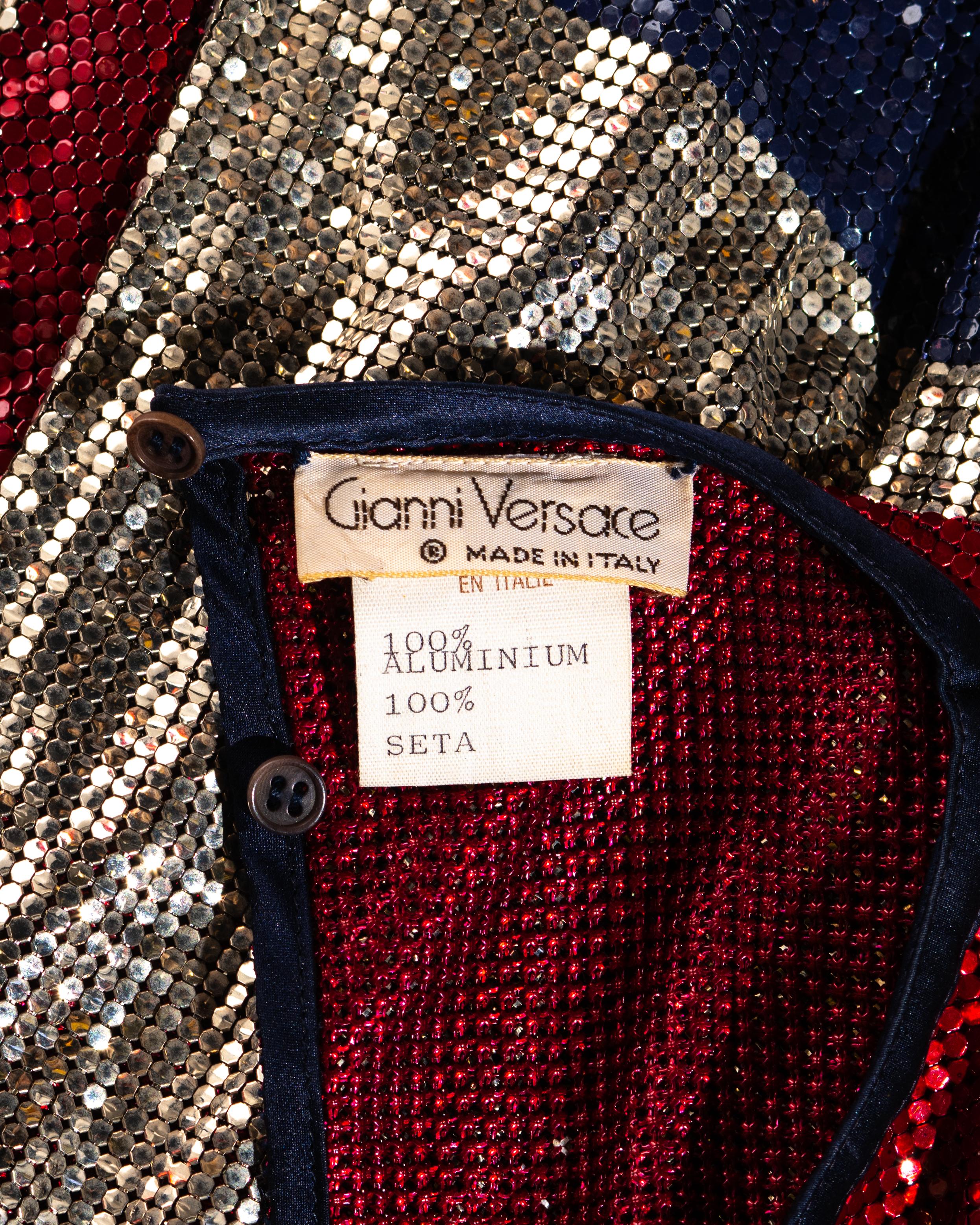 Robe chasuble de soirée en cotte de mailles métallique oroton multicolore Gianni Versace, A/H 1984 en vente 4